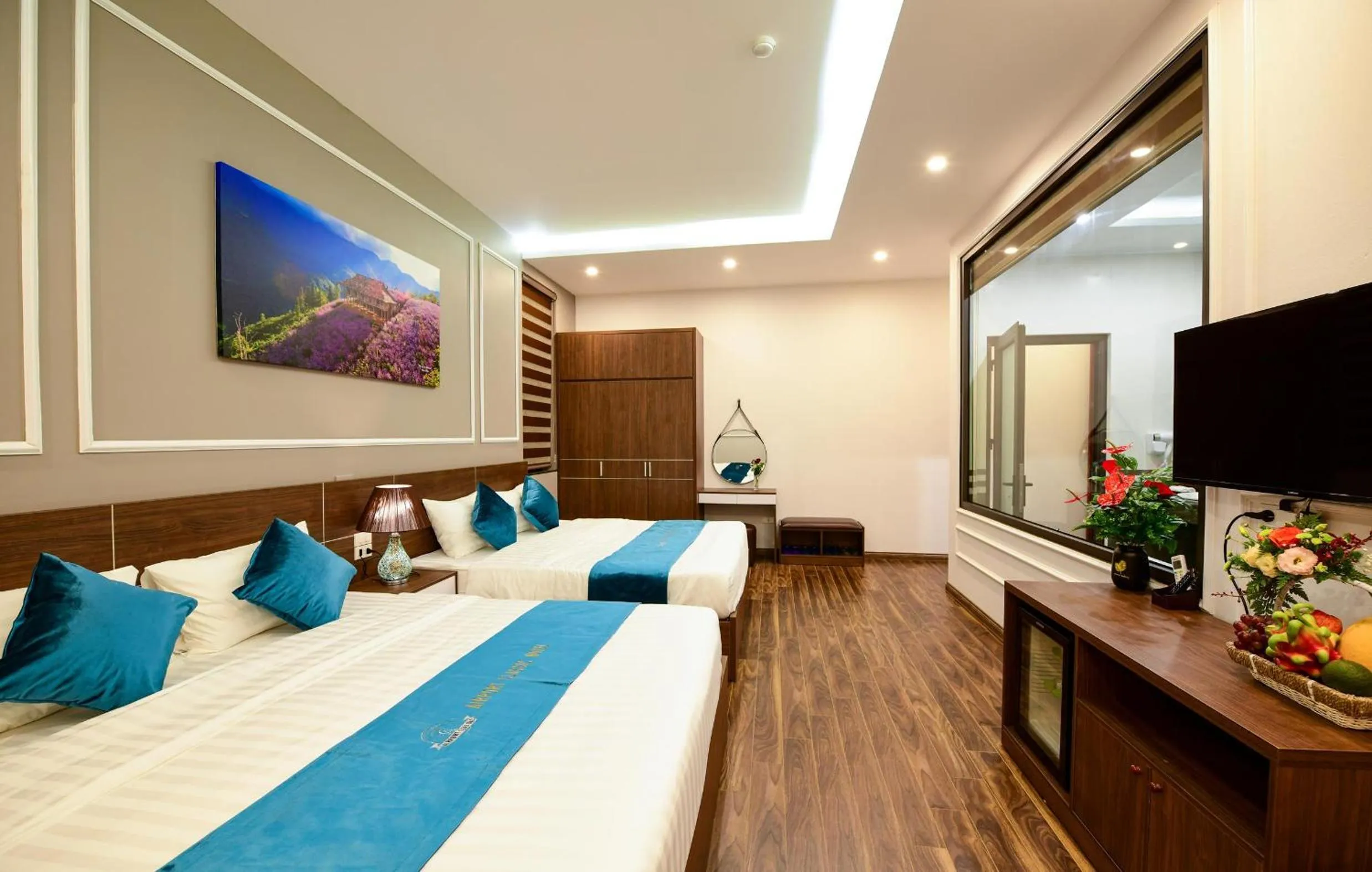 Bed in Airport Classic Hotel & Travel