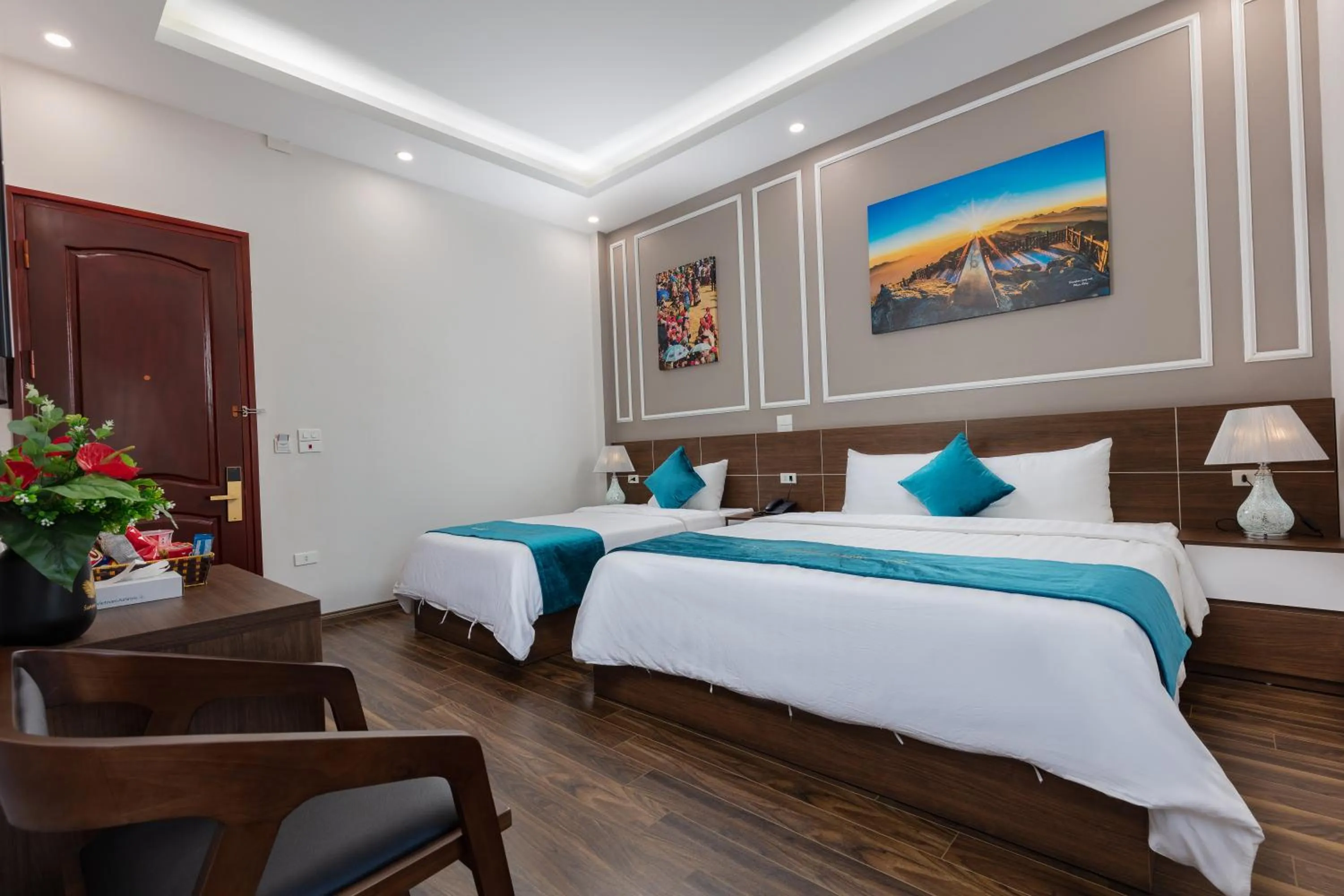 Photo of the whole room, Bed in Airport Classic Hotel & Travel