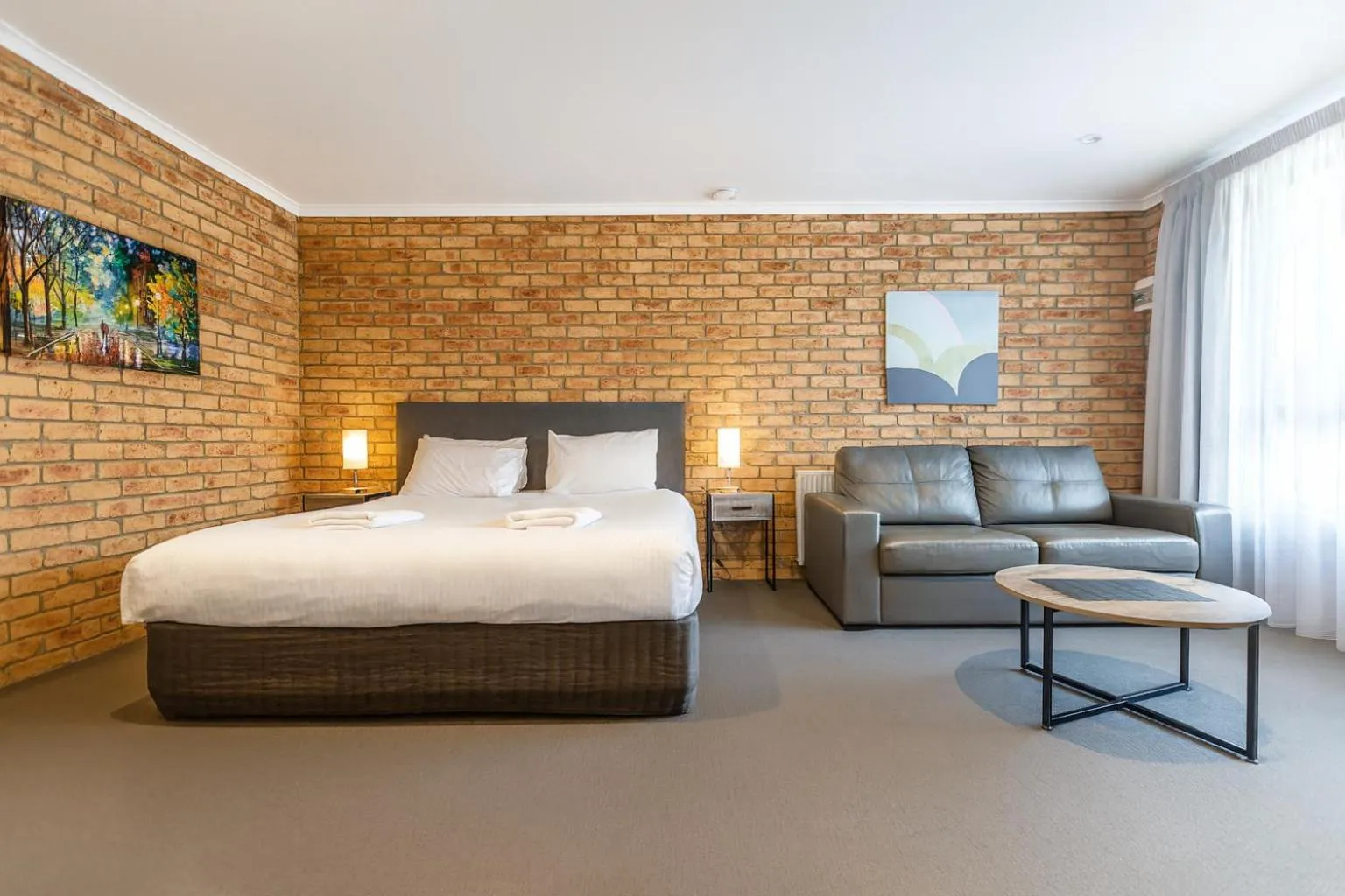 Photo of the whole room, Bed in Wonthaggi Motel