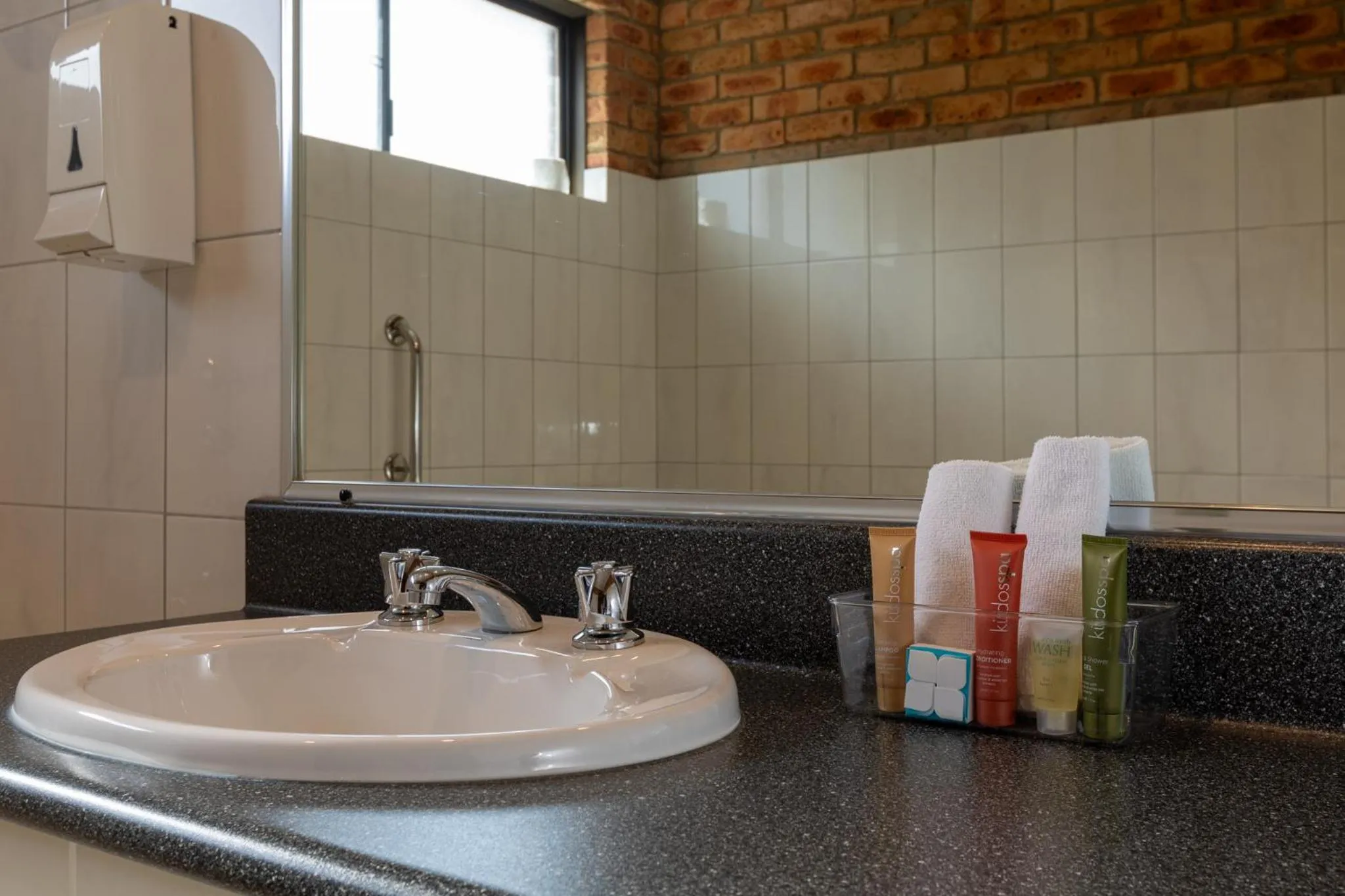 Bathroom in Wonthaggi Motel