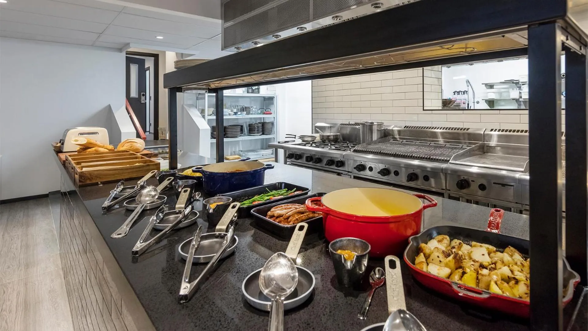 Food and drinks in Hotel Room @ 89 Courtenay Place