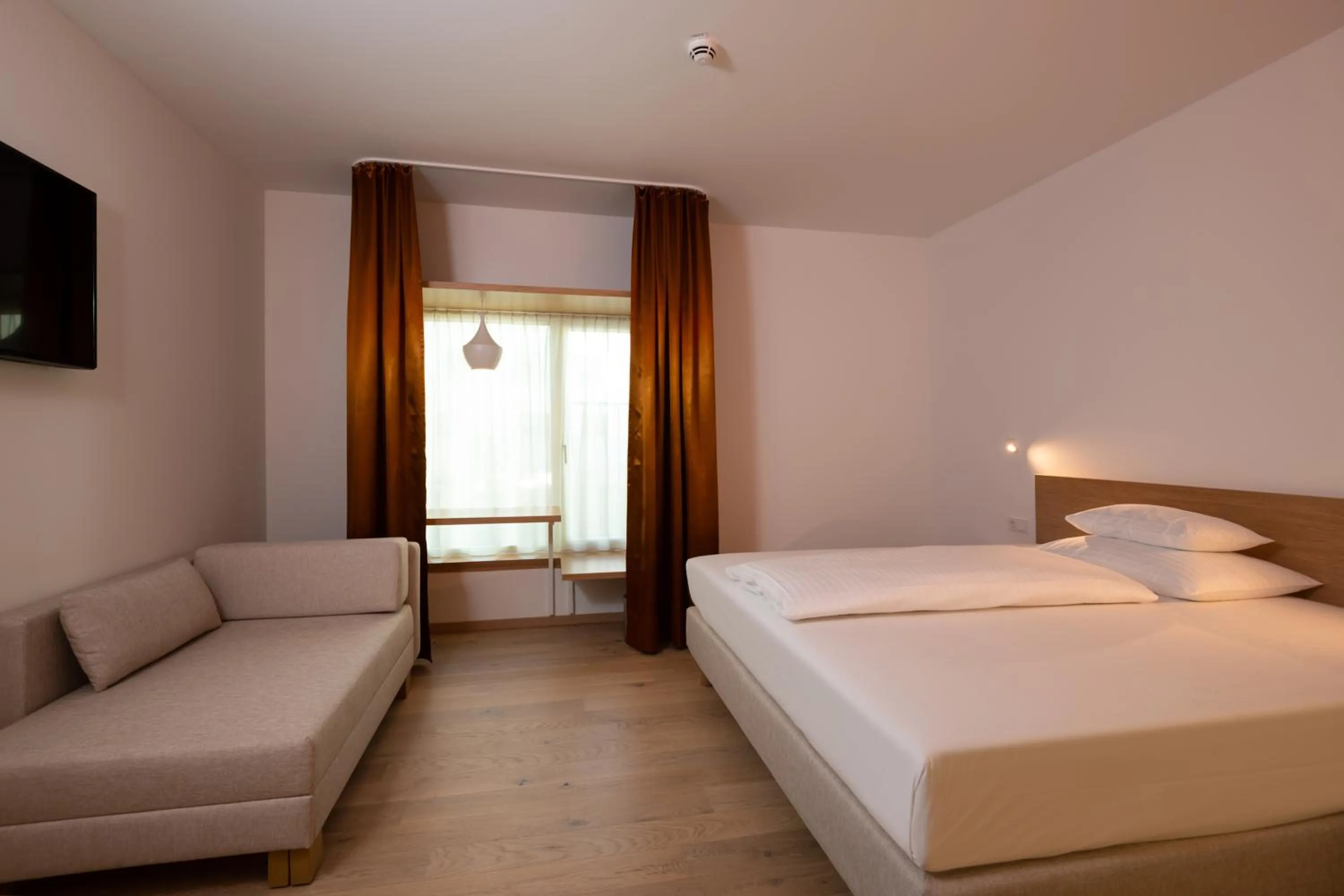 large family in Best Western Hotel Spinnerei Linz