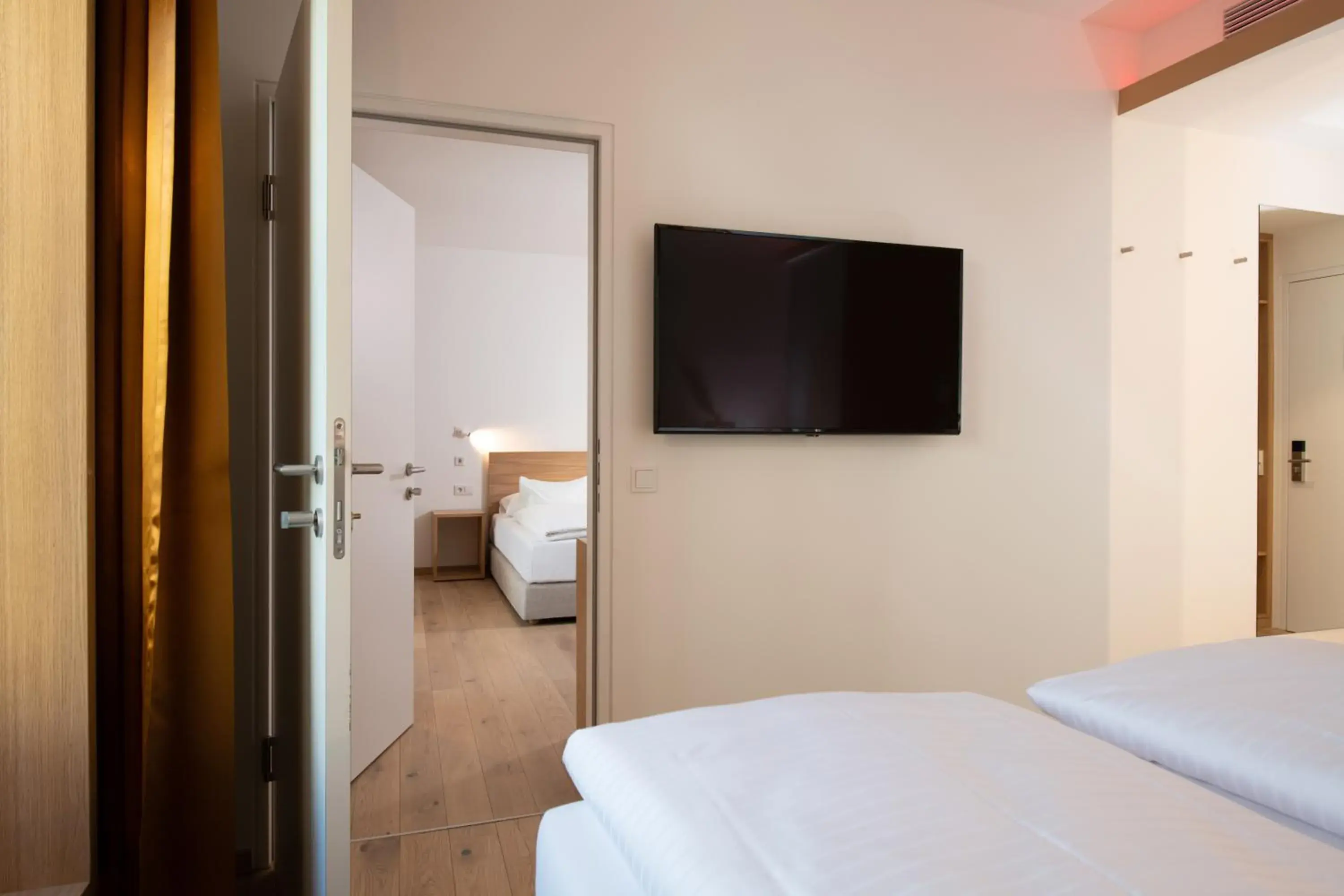 large disability access in Best Western Hotel Spinnerei Linz large disability access in Best Western Hotel Spinnerei Linz