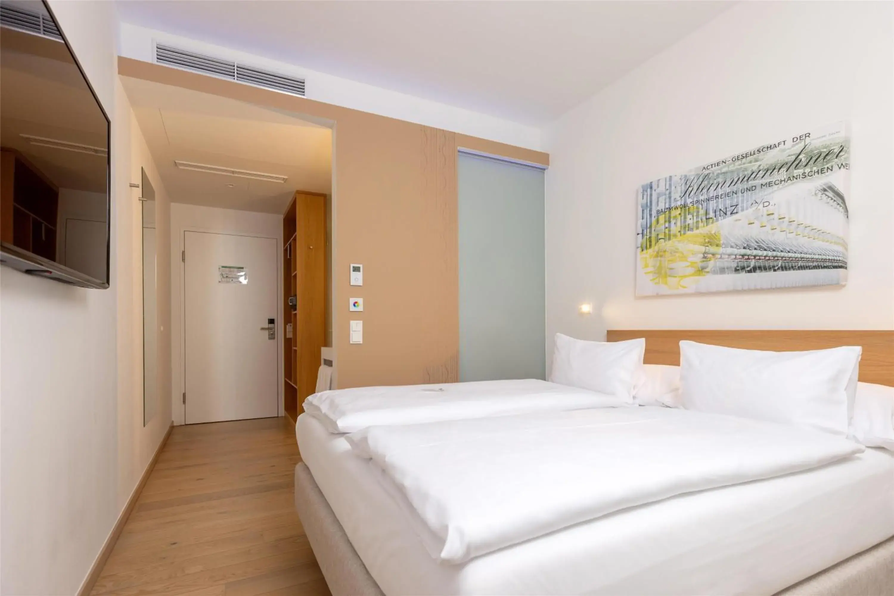 Bedroom, Bed in Best Western Hotel Spinnerei Linz Bedroom, Bed in Best Western Hotel Spinnerei Linz