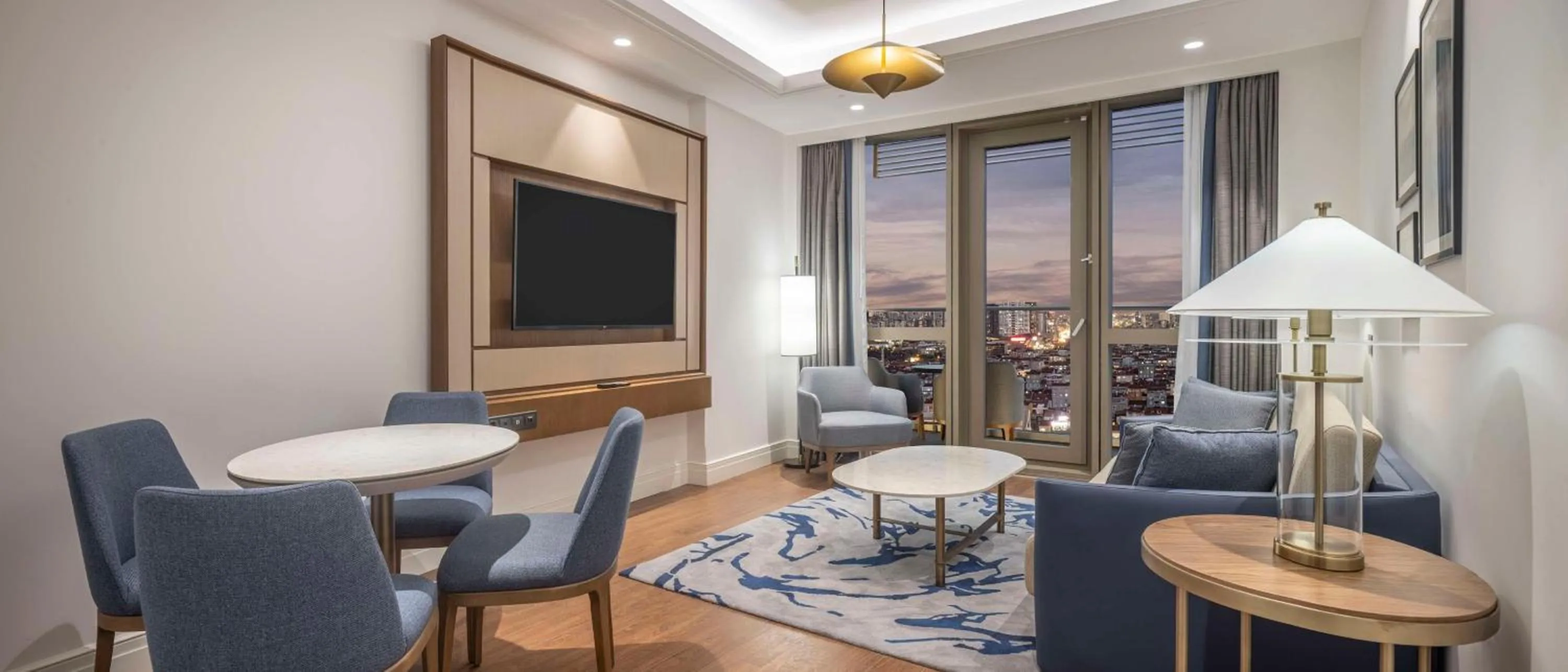 Bedroom in Hilton Mall Of Istanbul