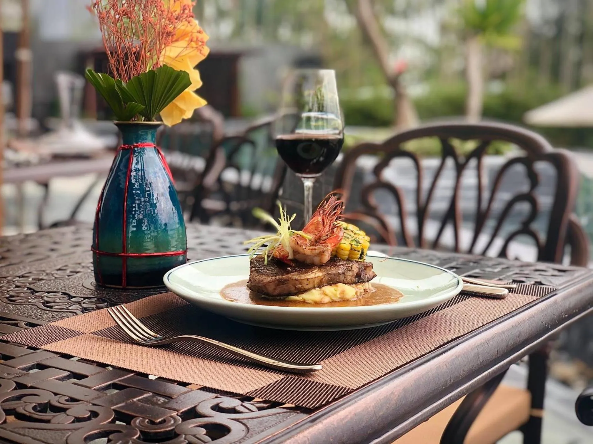 Food and drinks in Nghê Prana Hotel and Spa Hoi An