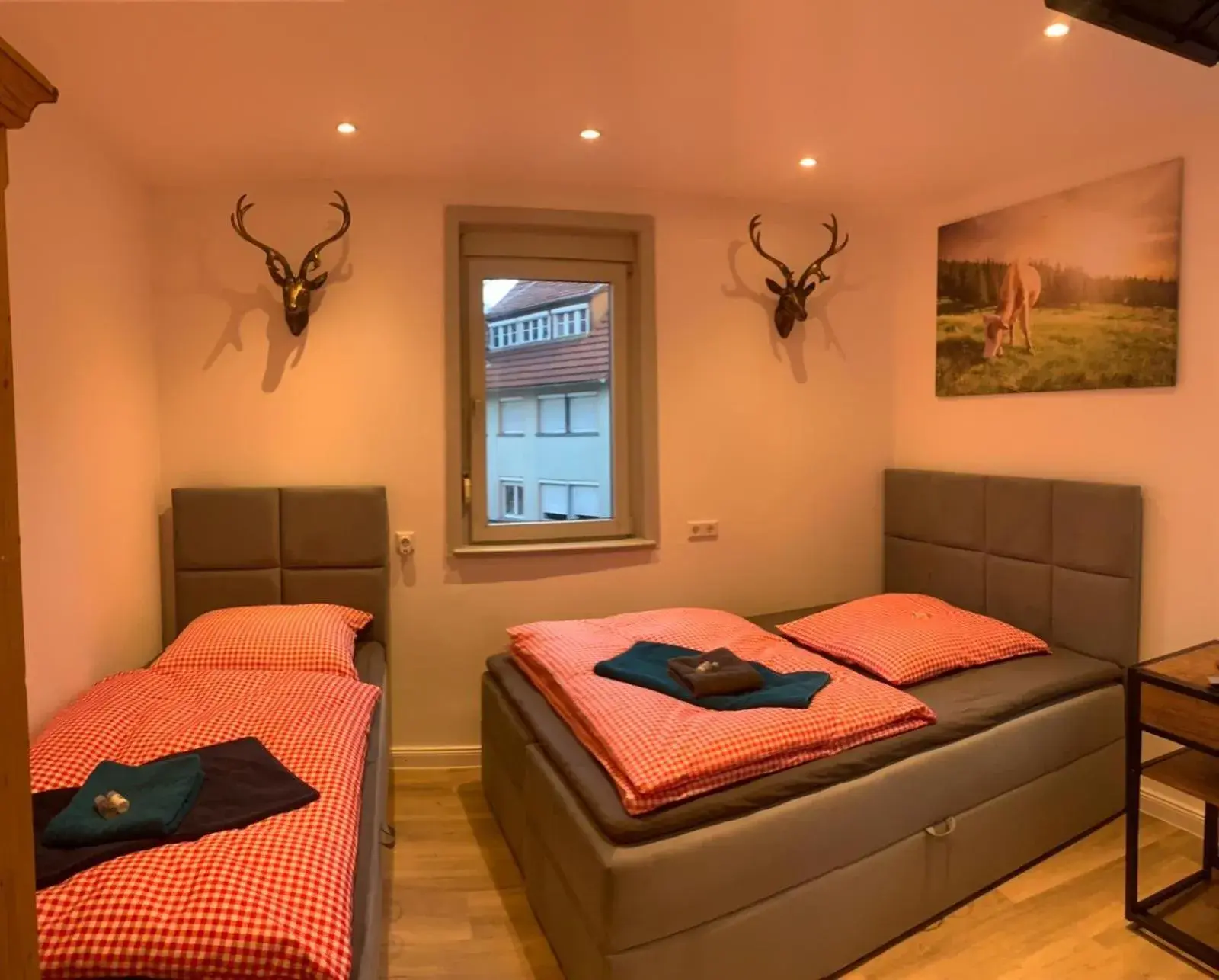 Triple Room with Bathroom in Hotel Waldhorn Triple Room with Bathroom in Hotel Waldhorn