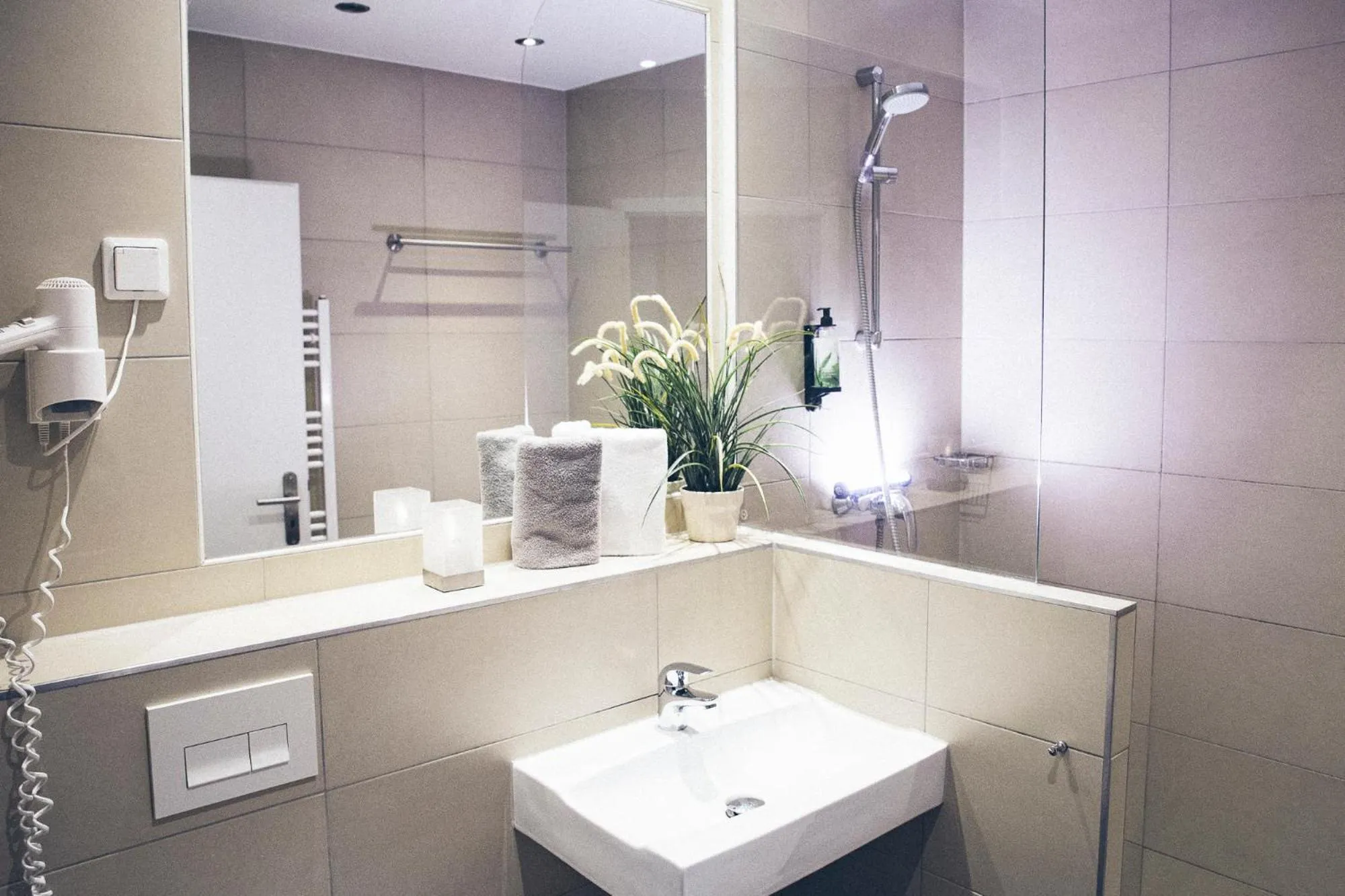 Bathroom in Gartenstadt Hotel