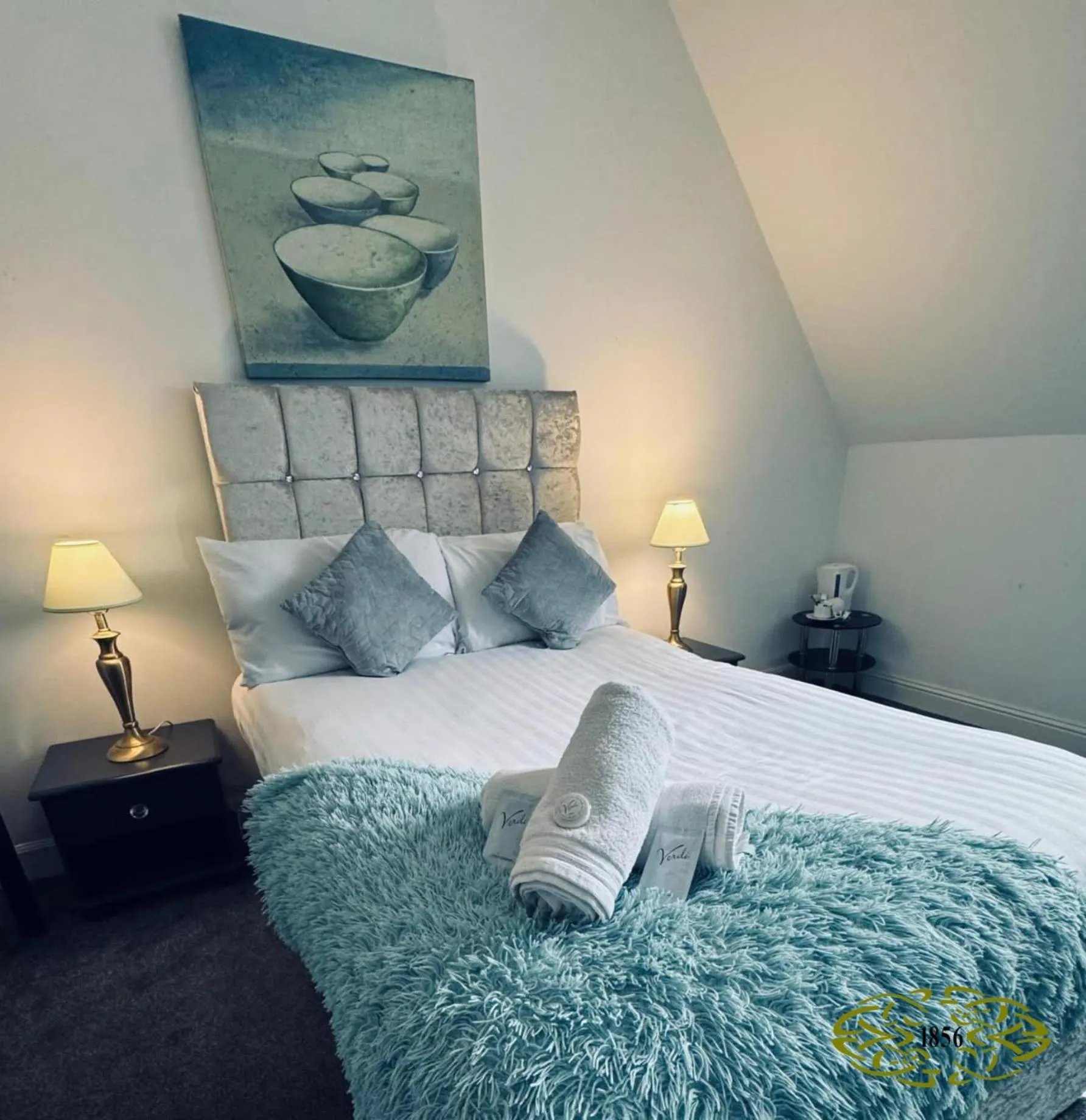 Bed in Royal Marine Hotel Dunoon