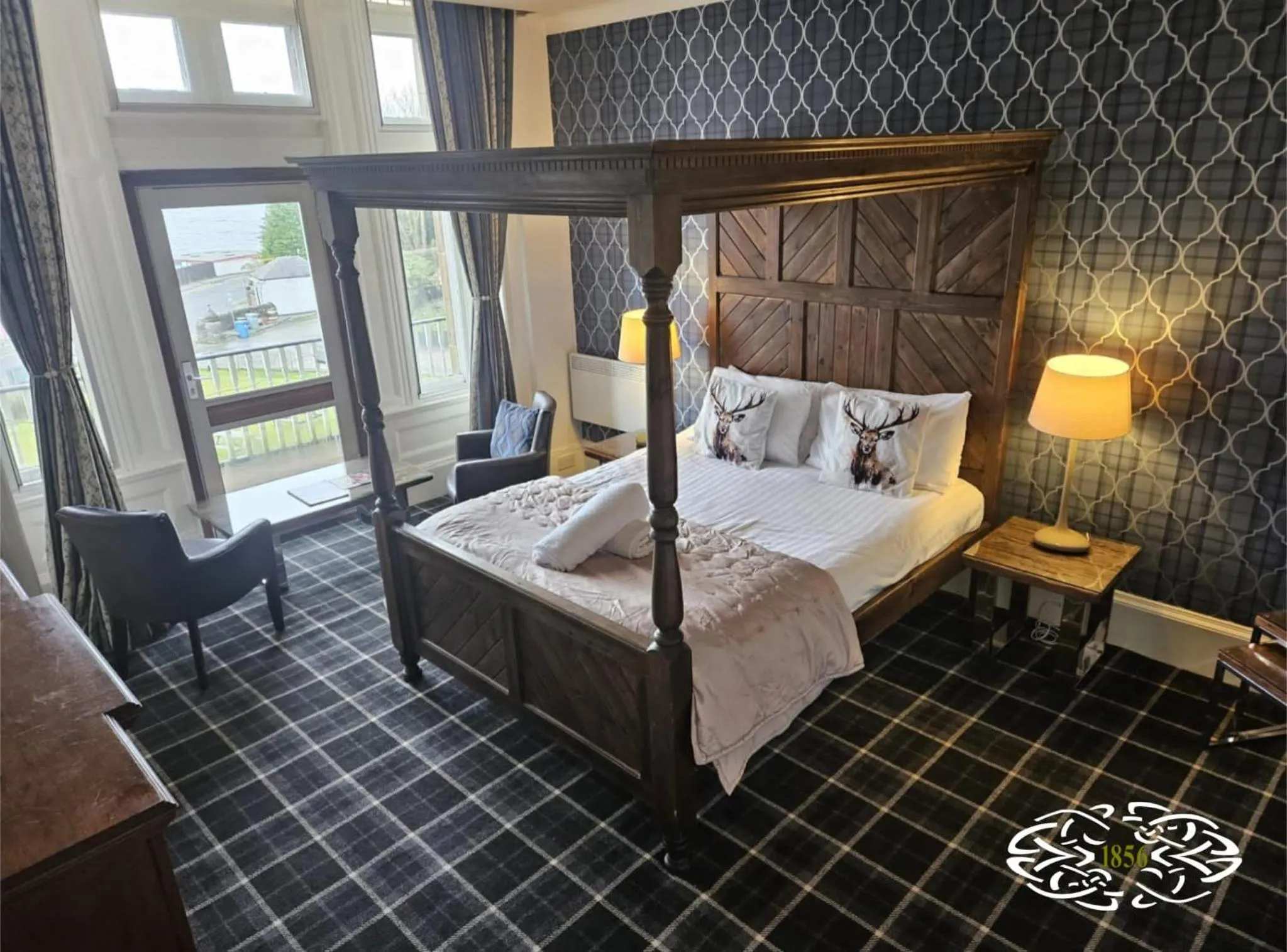 Bed in Royal Marine Hotel Dunoon