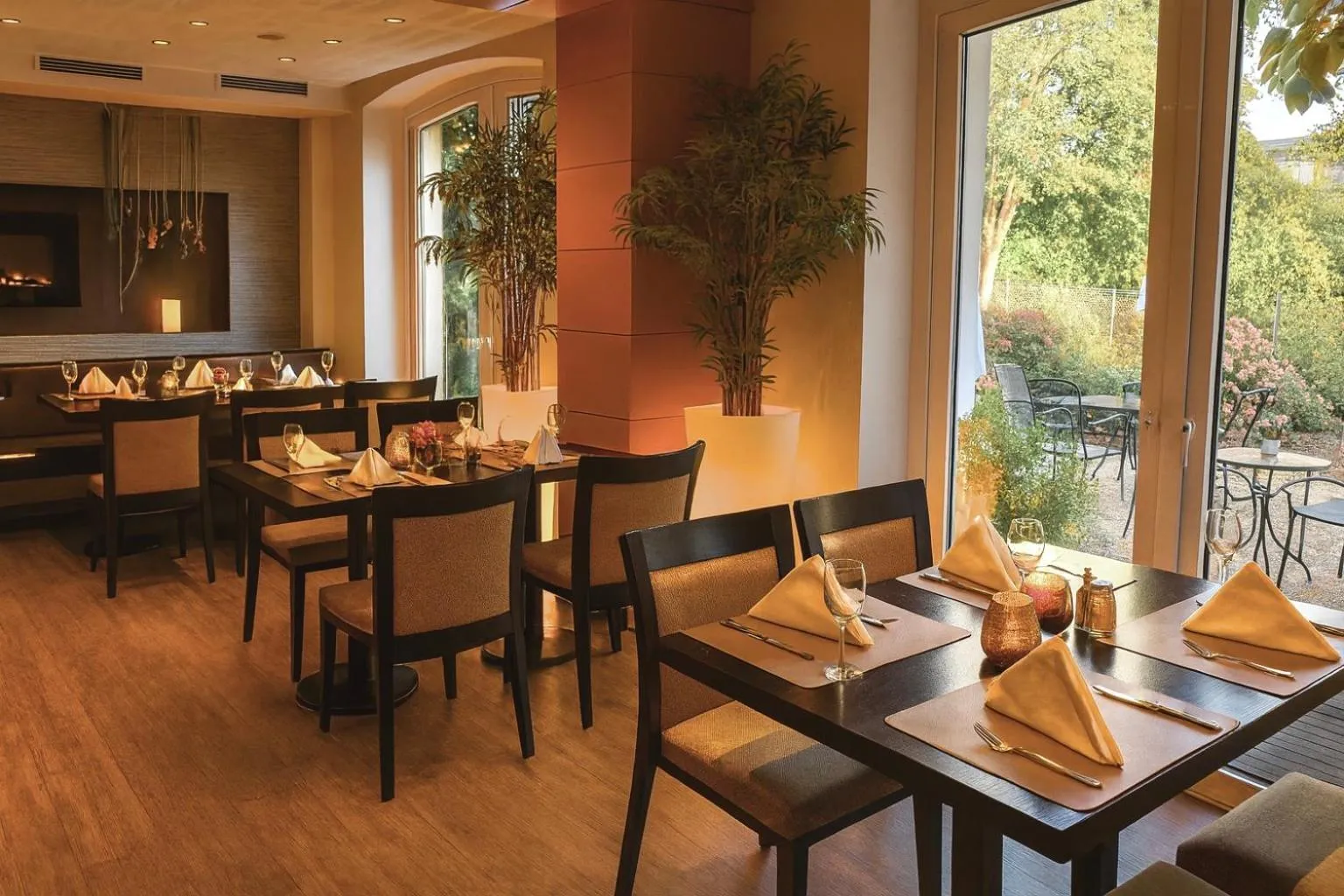 Restaurant/places to eat in Römerhof