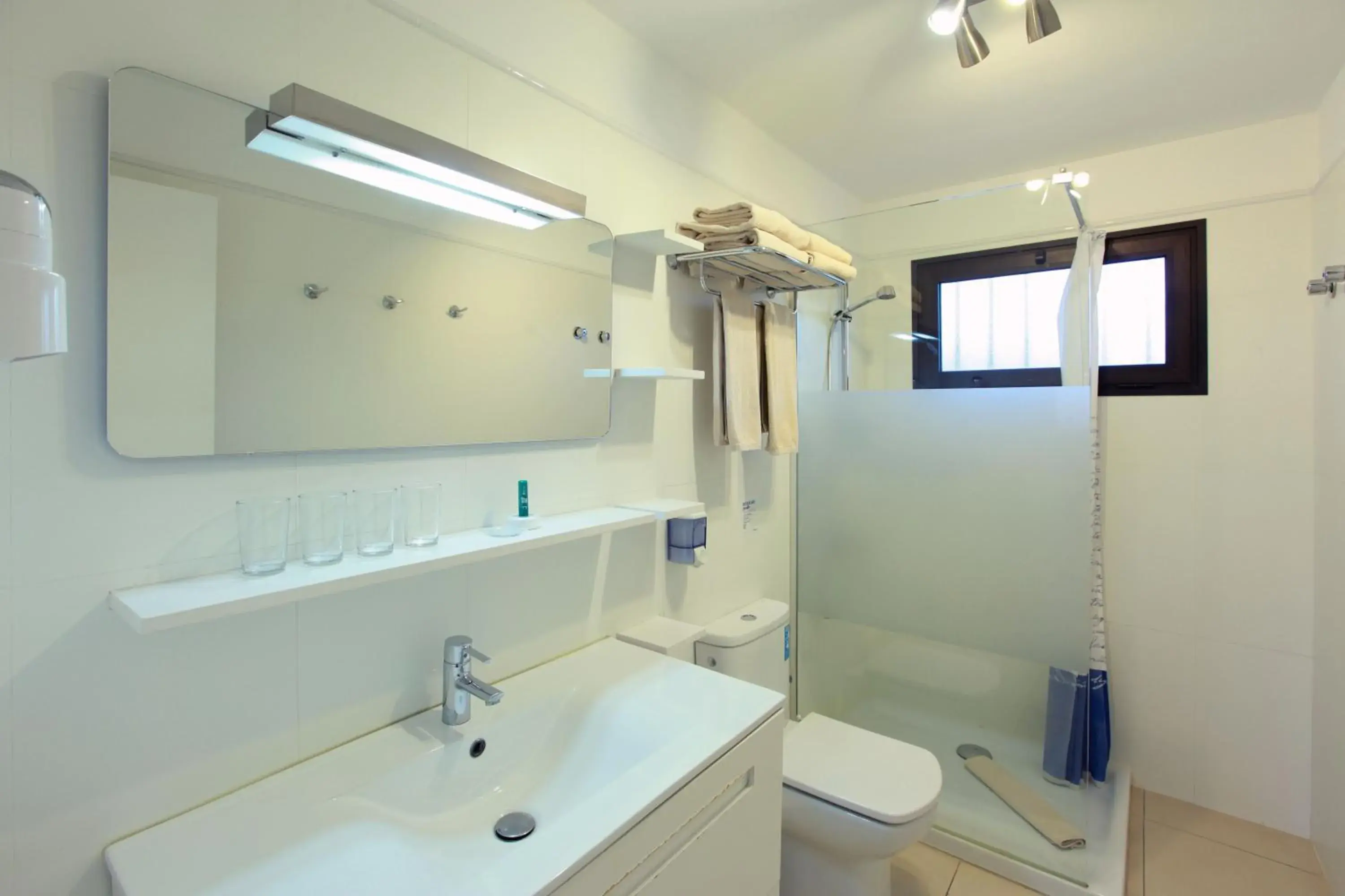 Two-Bedroom Apartment (3 Adults) in Grupotel Tres Vidas Two-Bedroom Apartment (3 Adults) in Grupotel Tres Vidas