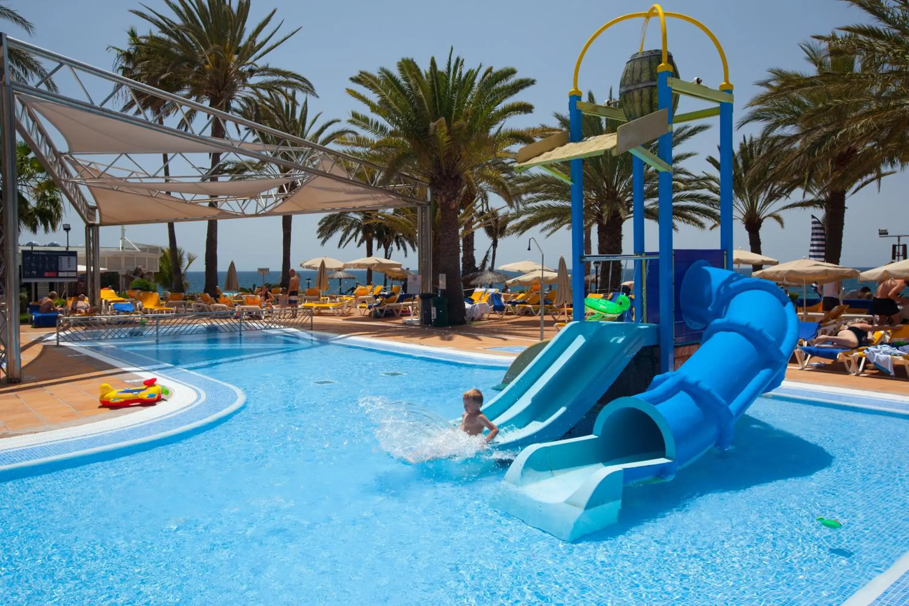 Swimming pool in Grupotel Tres Vidas Swimming pool in Grupotel Tres Vidas