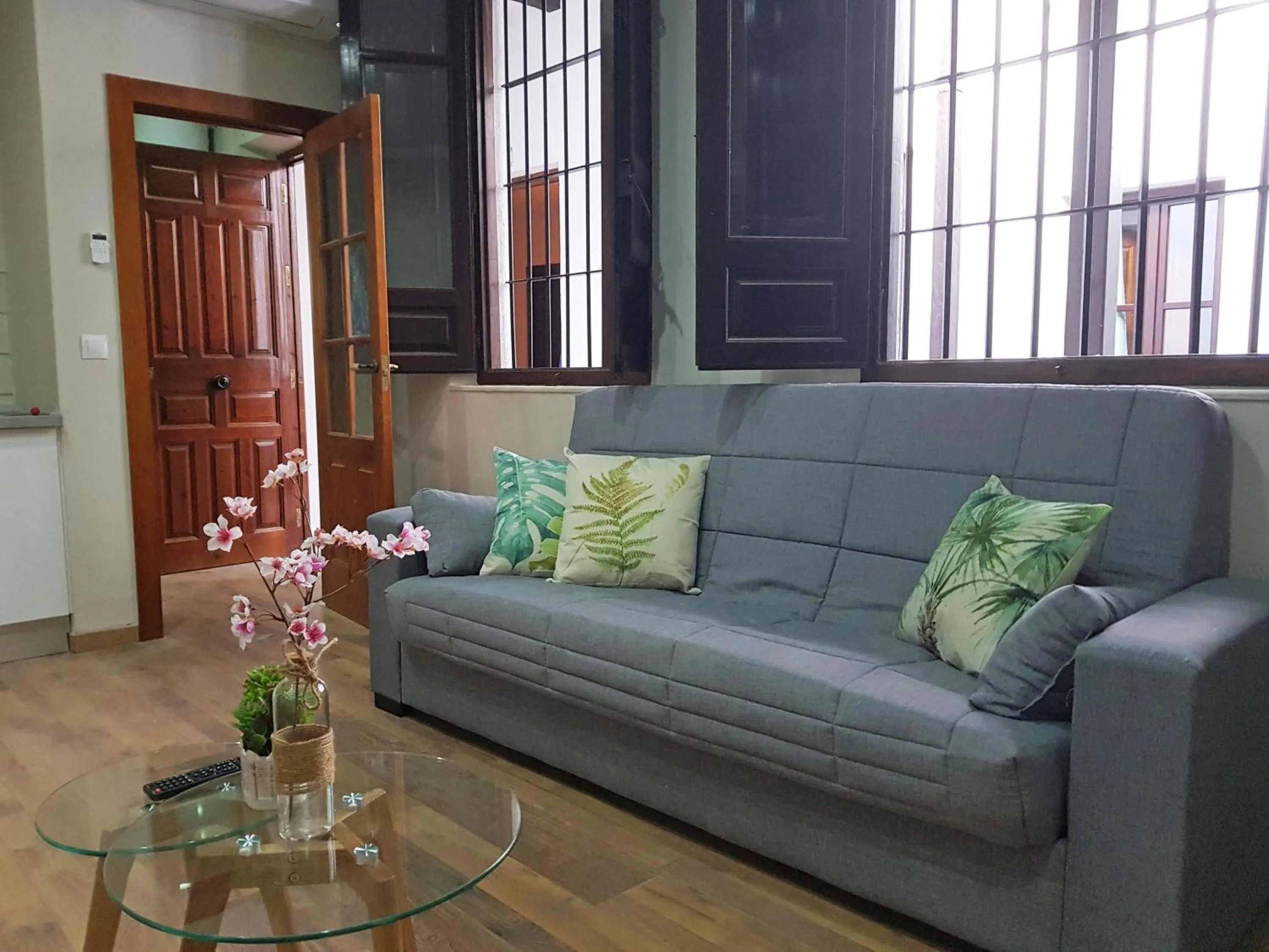 Living room in Apartamentos Alhambra Granada 3000