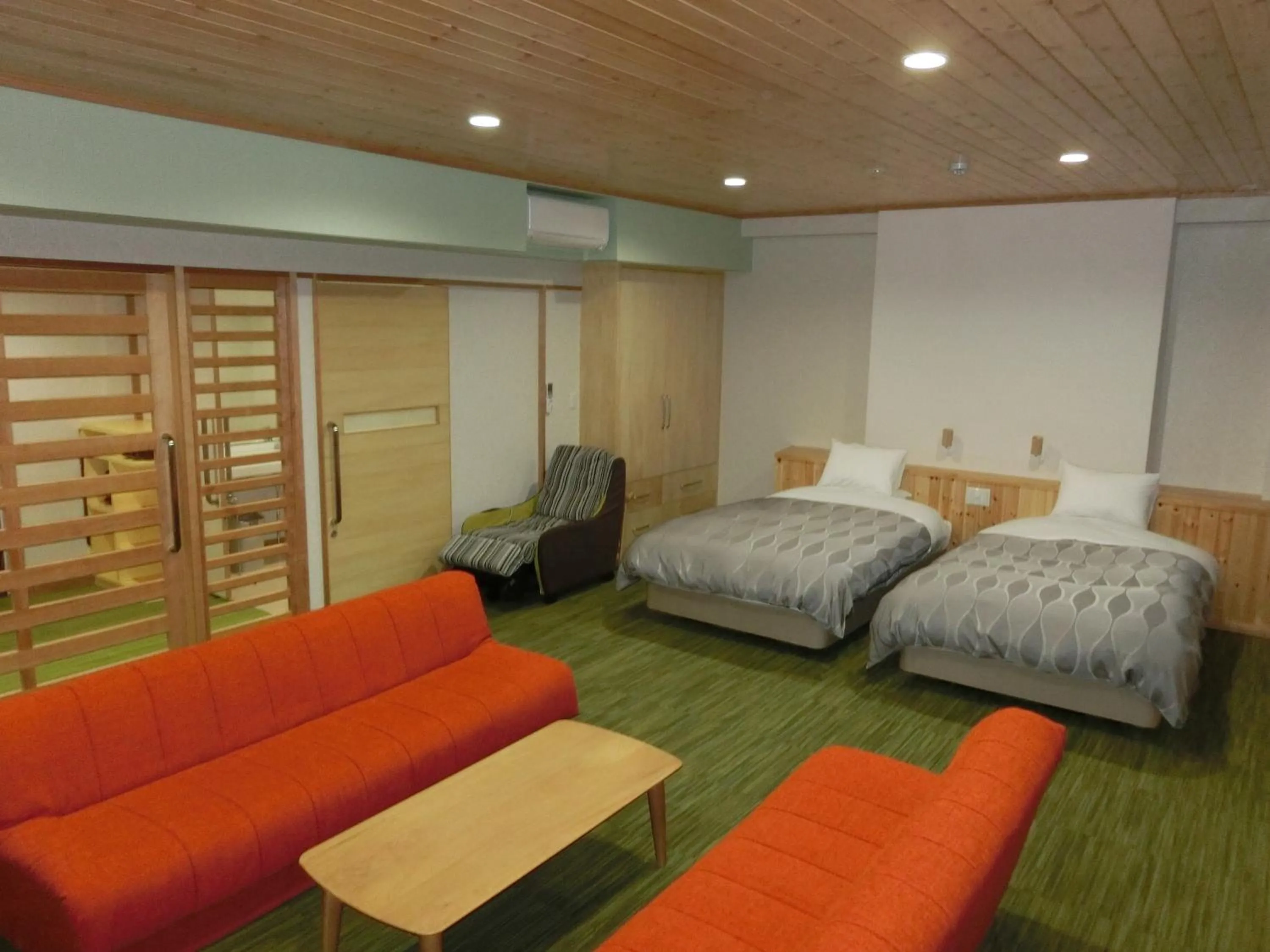 Photo of the whole room, Bed in Kusatsu Skyland Hotel