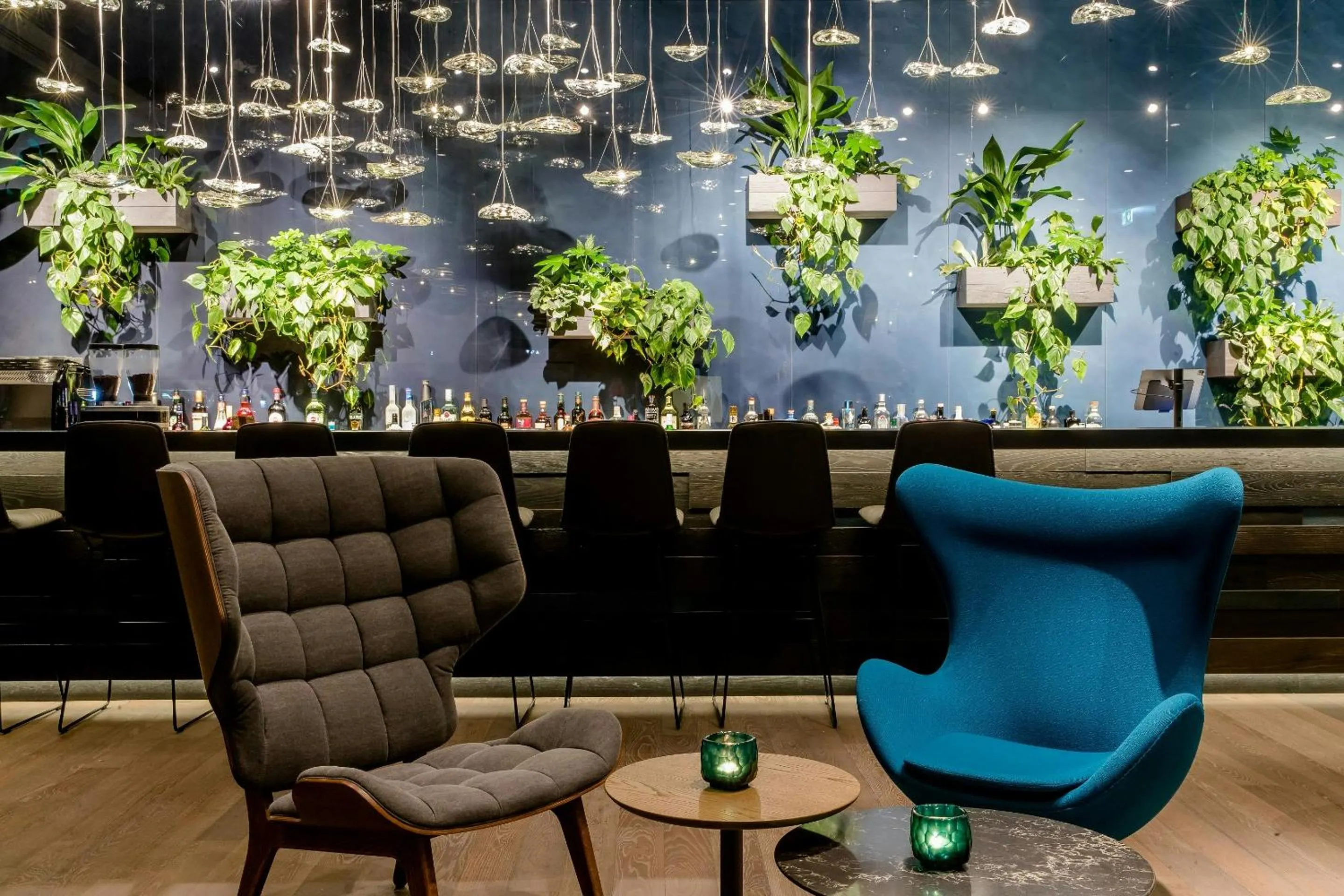 Lounge or bar in Motel One Bonn-Hauptbahnhof
