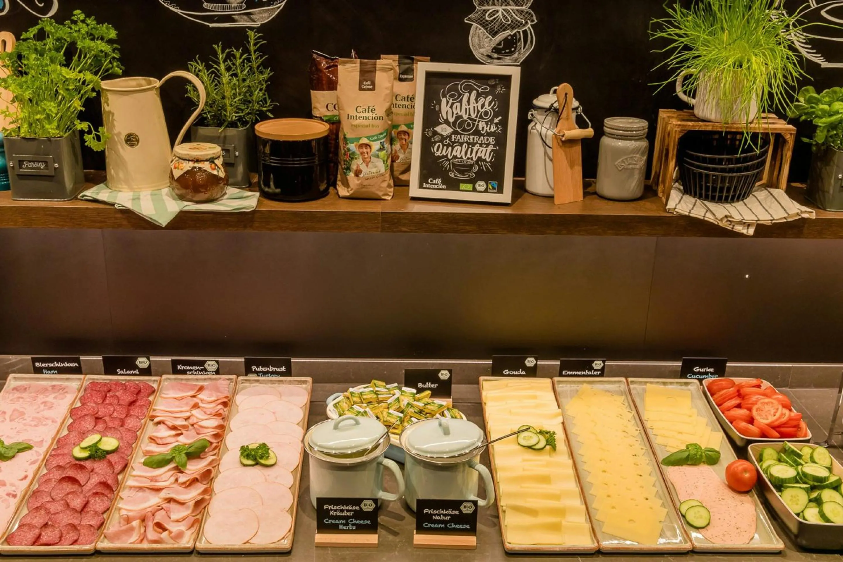 Buffet breakfast in Motel One Bonn-Hauptbahnhof