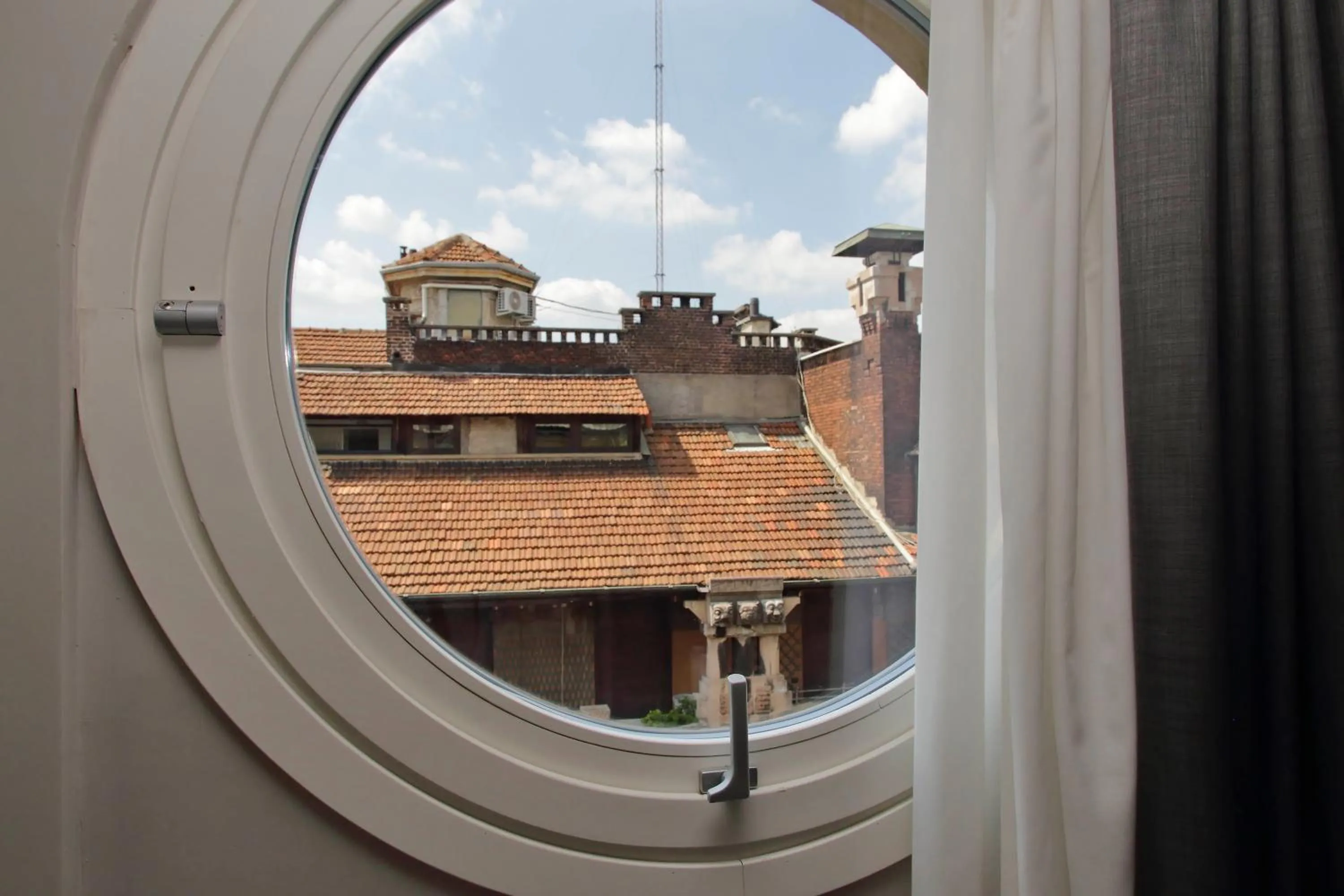 City view in Vico Fashion District