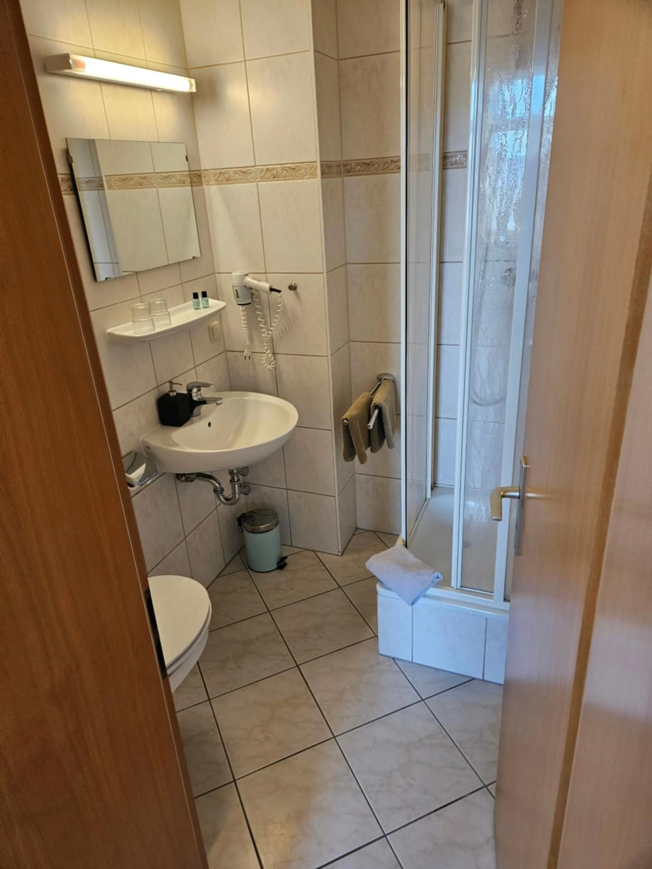 Shower in Parkhotel del Mar