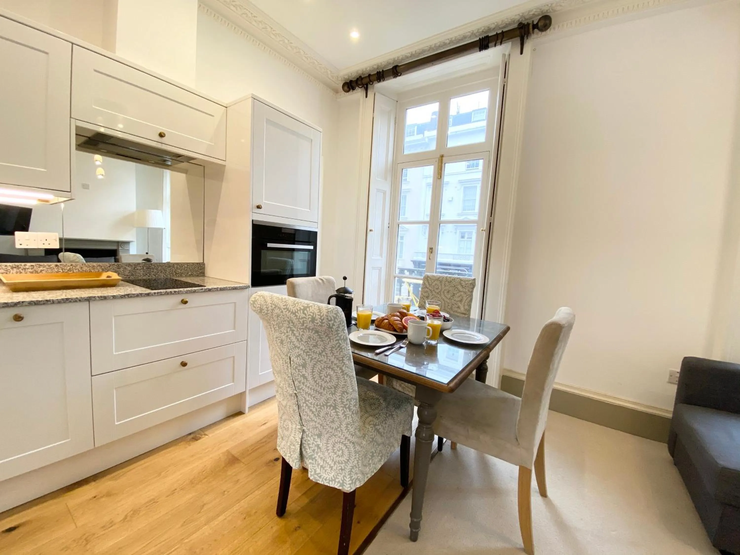 Coffee/tea facilities in Stylish Apartments in Pimlico & Westminster