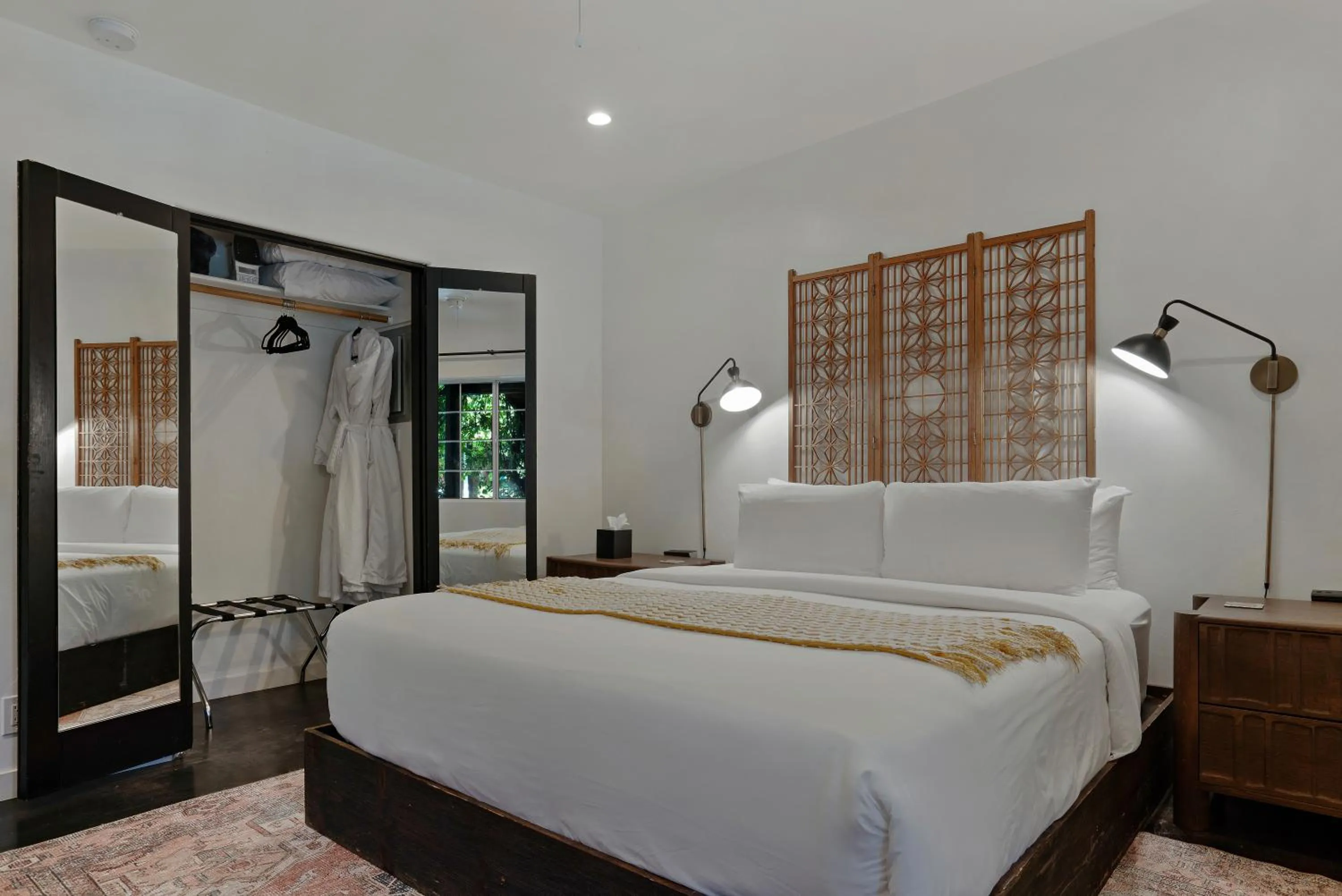 Bed in Talavera Palm Springs