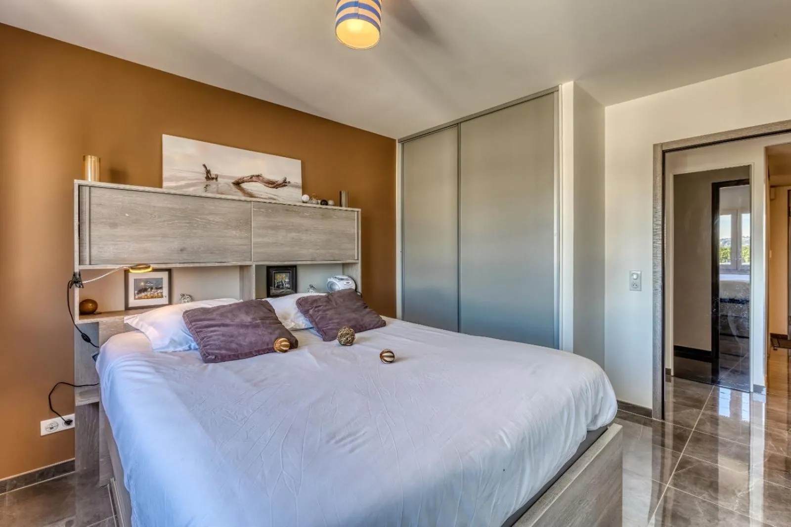 Bed in le panorama du lac