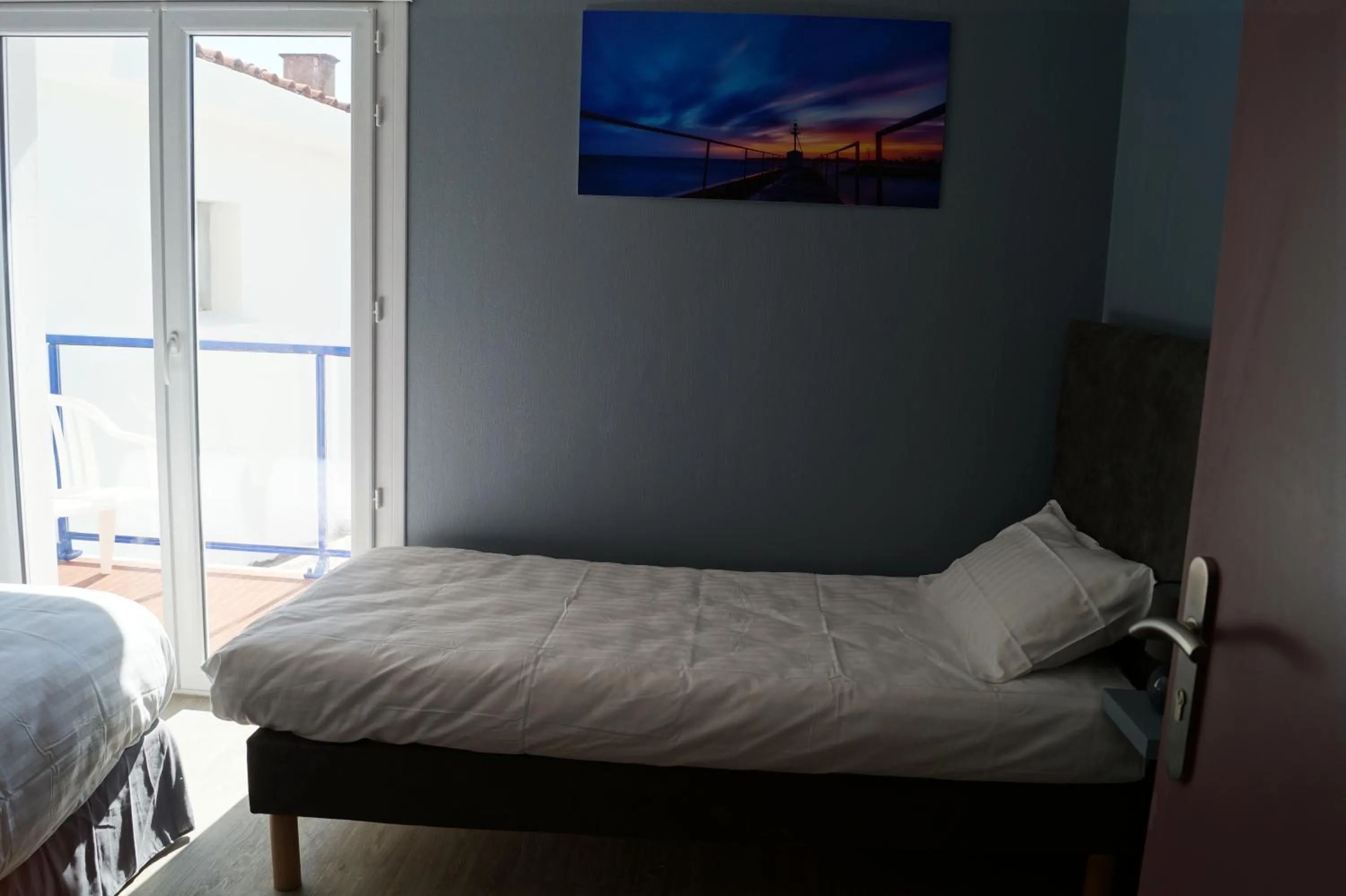 Bed in Hôtel L'Embarcadère