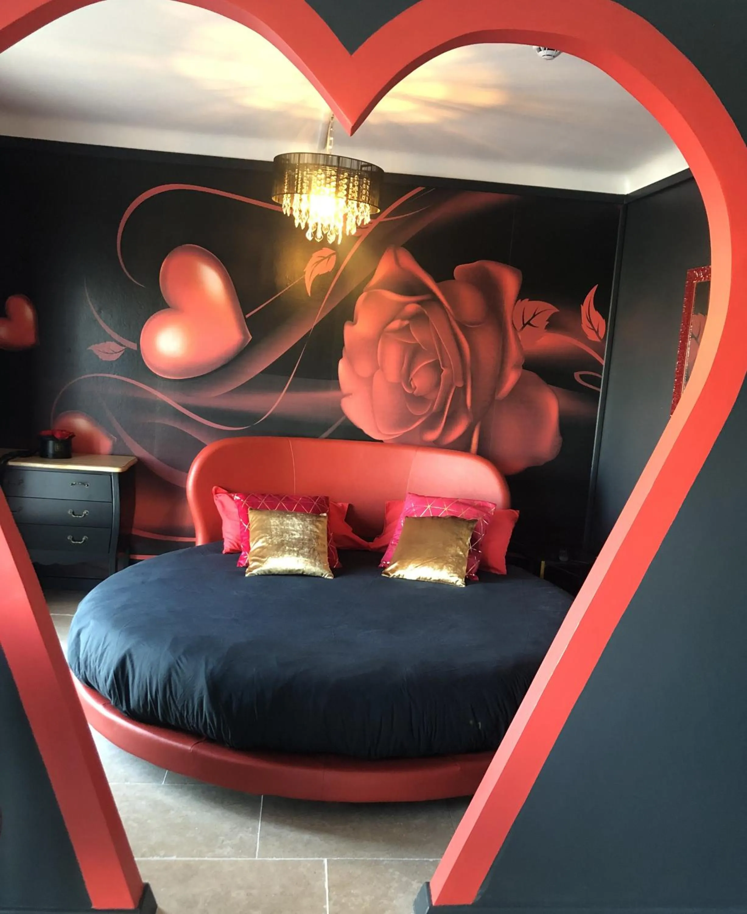 Bed in Hôtel L'Embarcadère