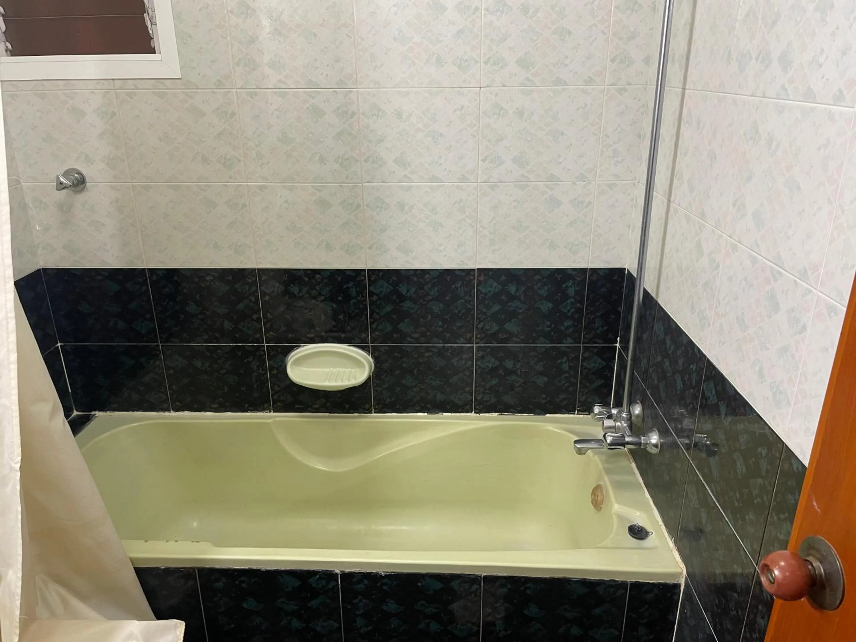 Bathroom in Hotel Golden Oasis