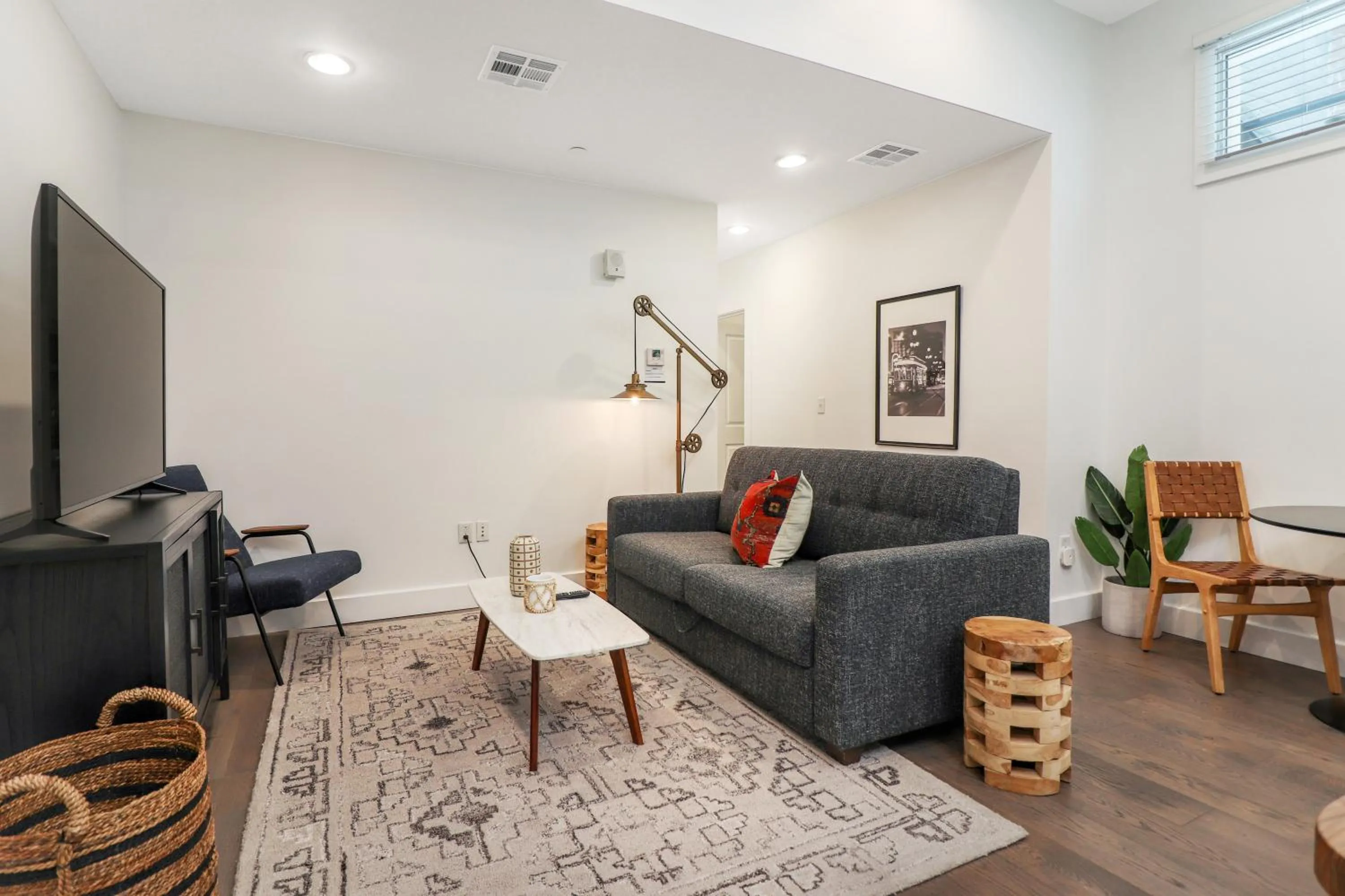 Roami at Bourbon Place