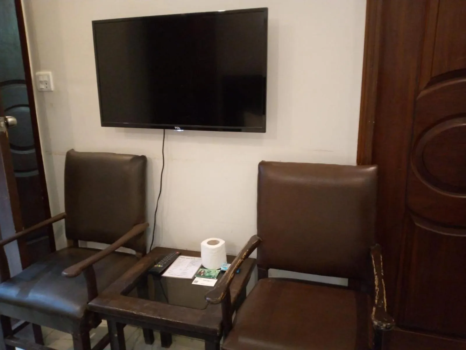 TV and multimedia in GOHO Rooms Badar