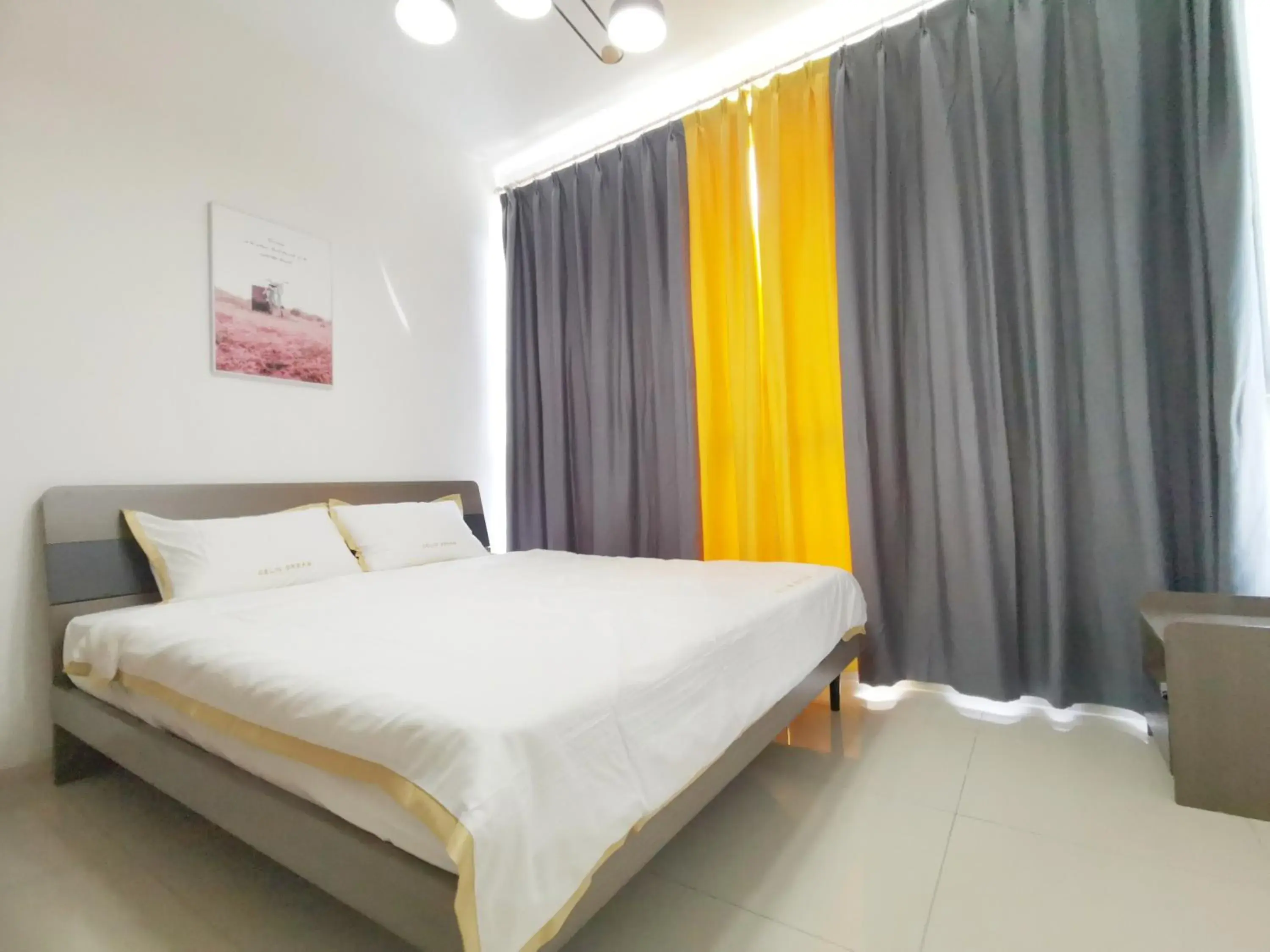 Two-Bedroom Apartment in The M@Macrolink by Home Owner Two-Bedroom Apartment in The M@Macrolink by Home Owner