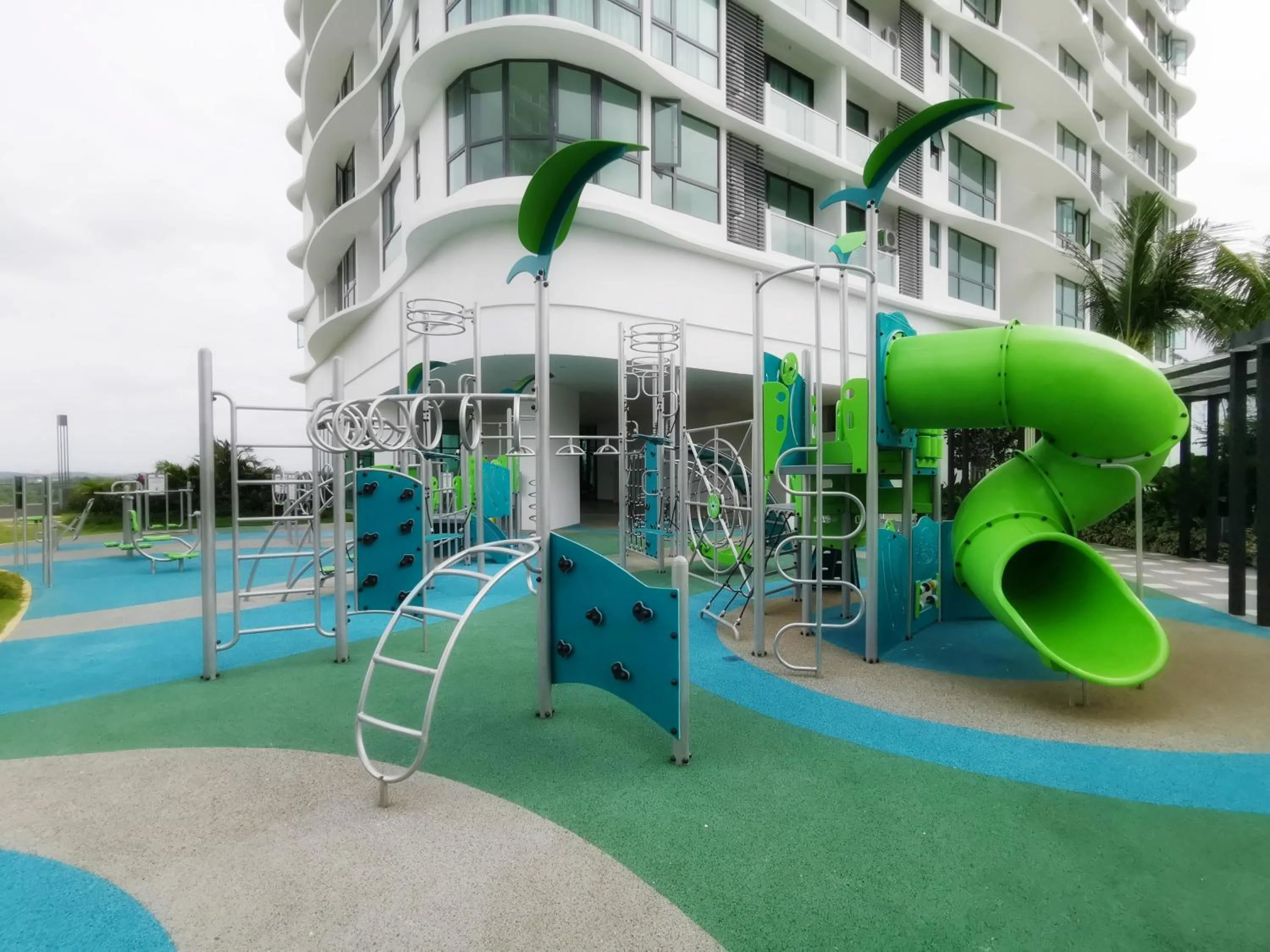 Property building in The M@Macrolink by Home Owner