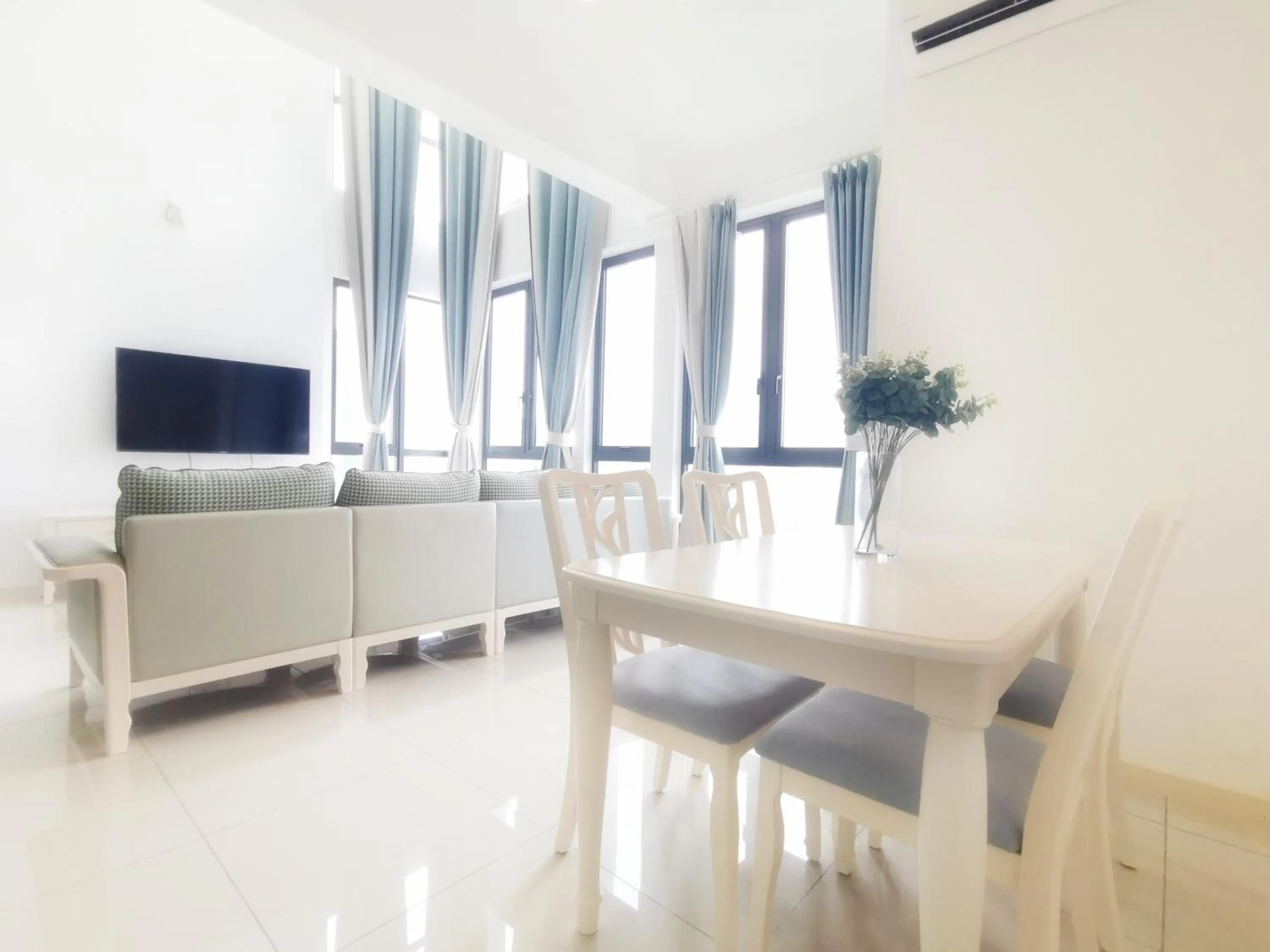 The Elysia Park Residence by Home Owner