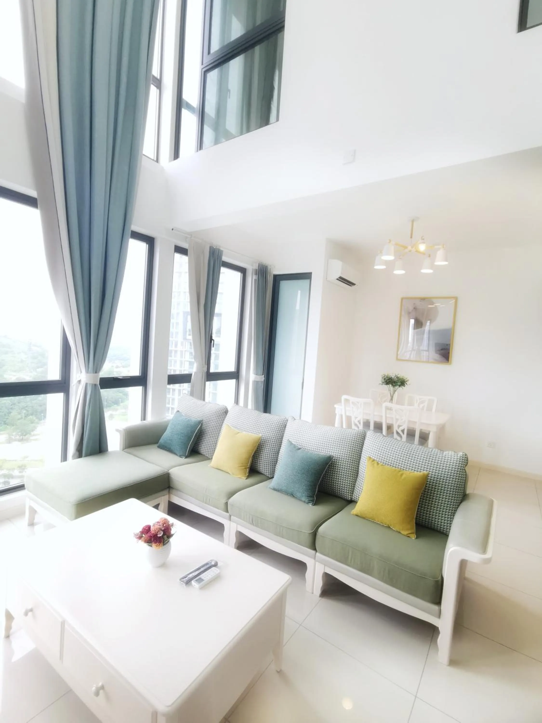 The Elysia Park Residence by Home Owner