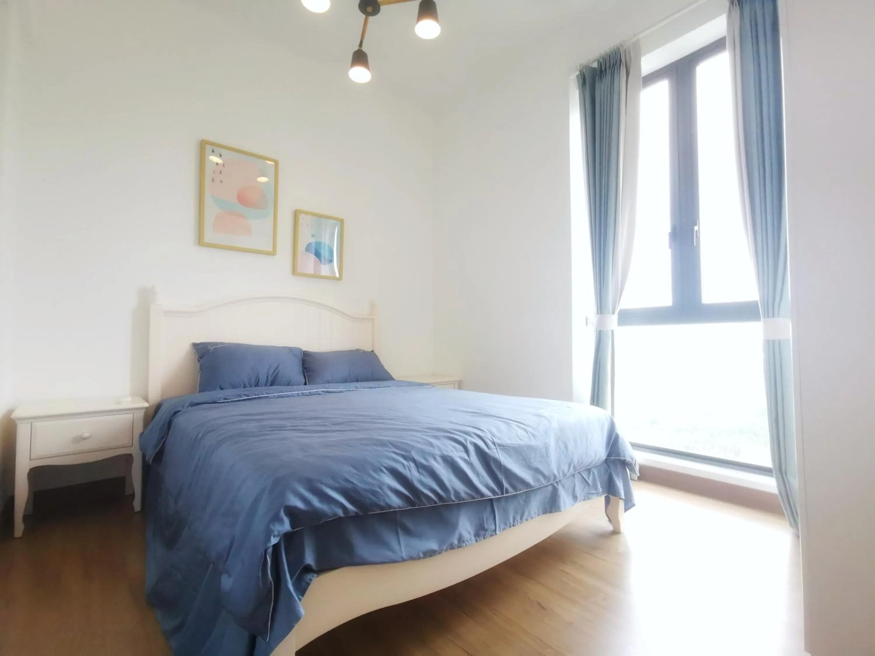 Bed in The Elysia Park Residence by Home Owner