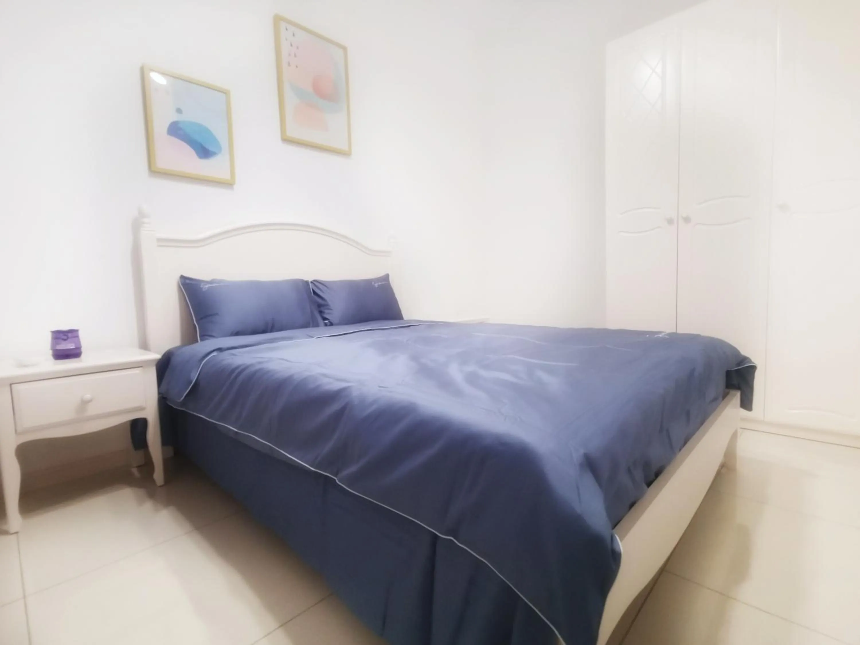 Bed in The Elysia Park Residence by Home Owner