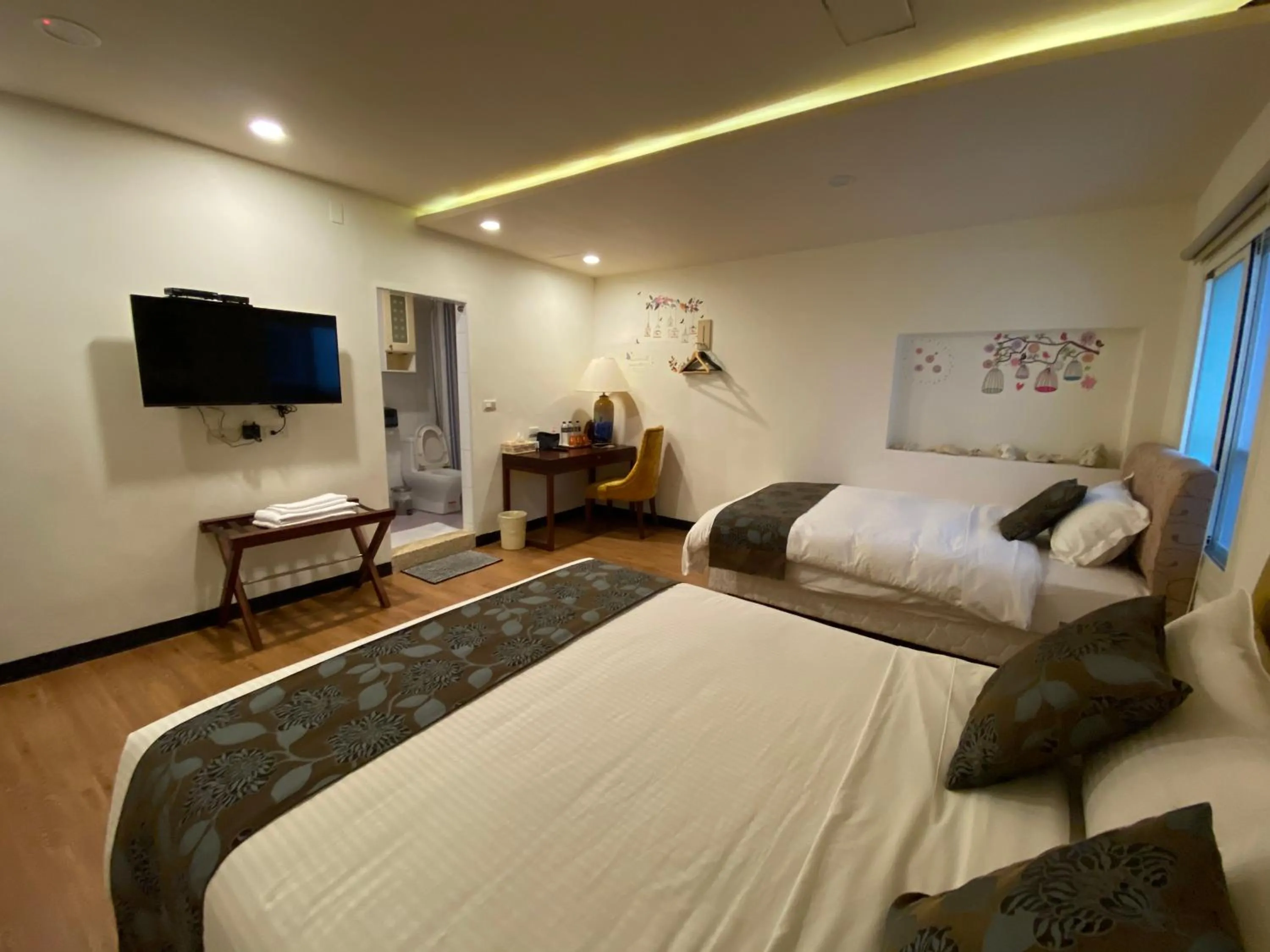 Coffee/tea facilities, Bed in Kenting Heng-Chung Art Hostel