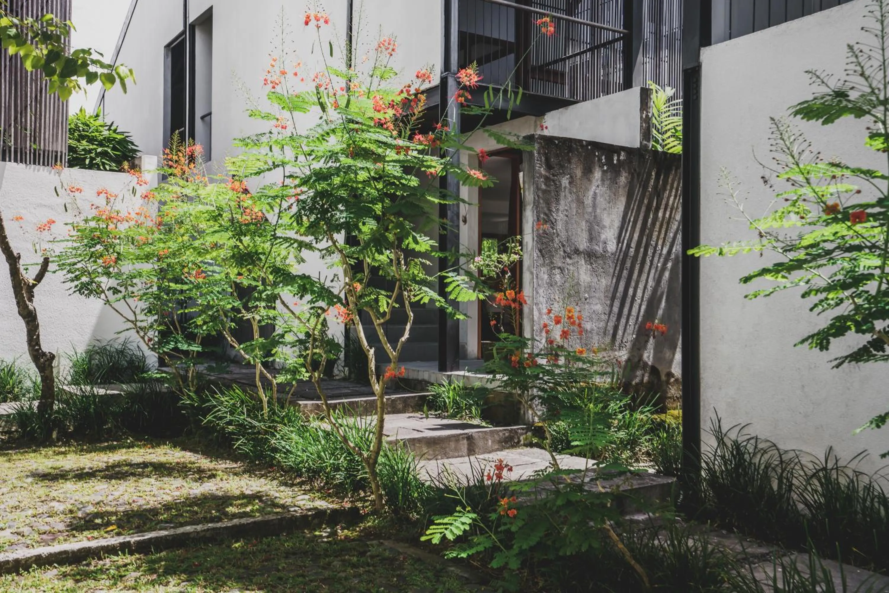 Property building in The Saren