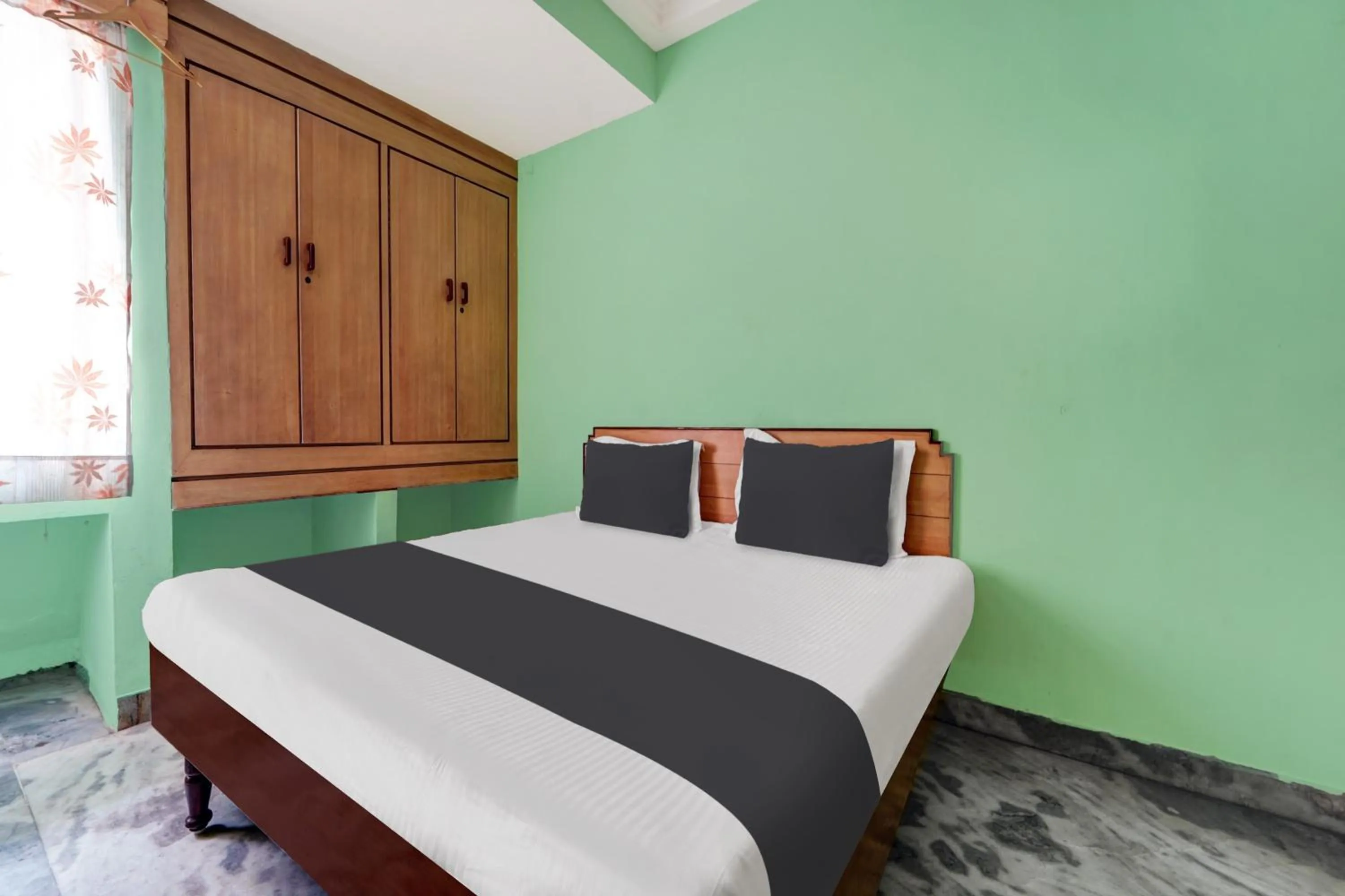 Bedroom, Bed in Hotel O Rainbow Stays