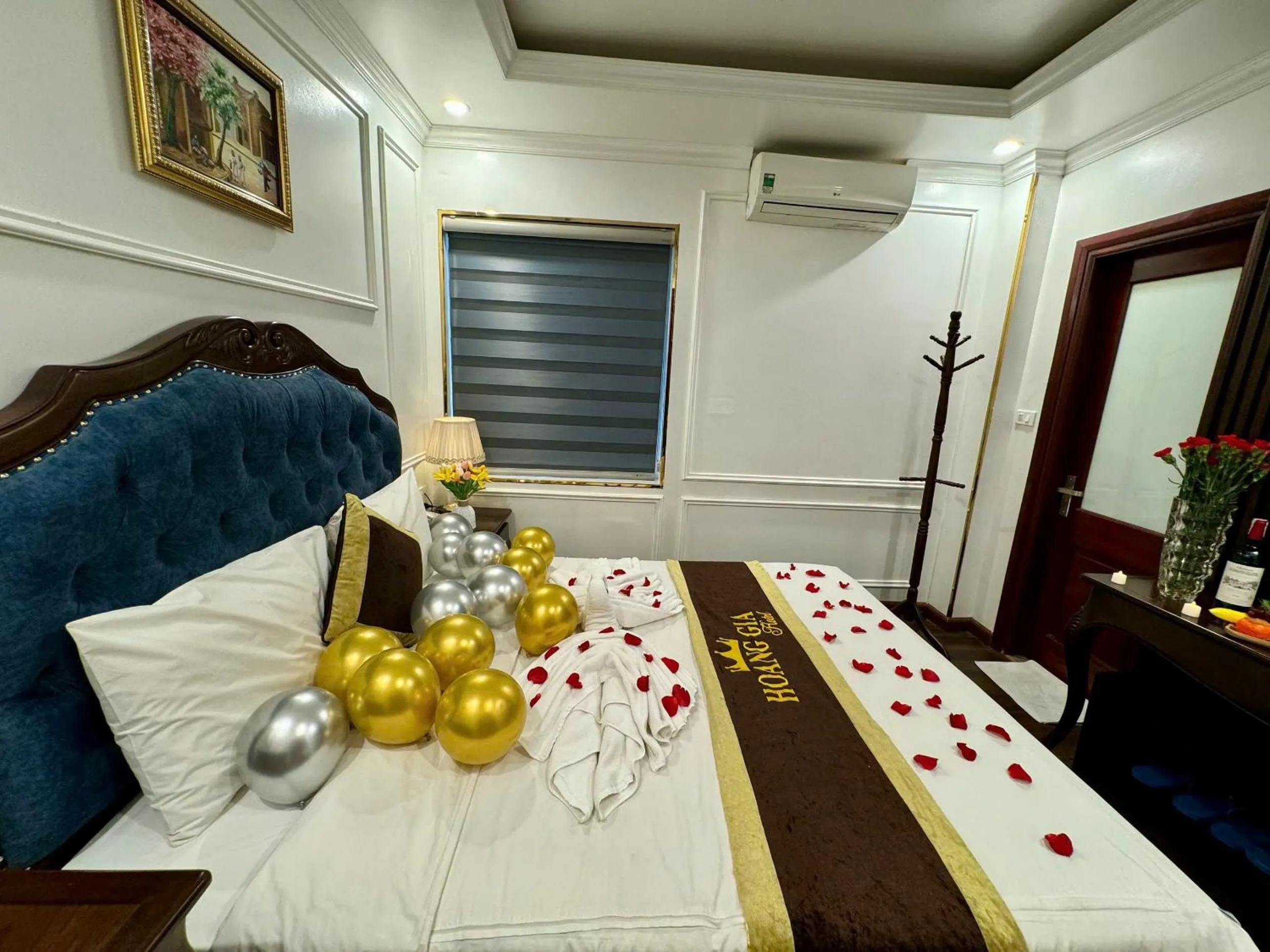 Bedroom, Bed in Hoàng Gia Hotel Nhân Hòa