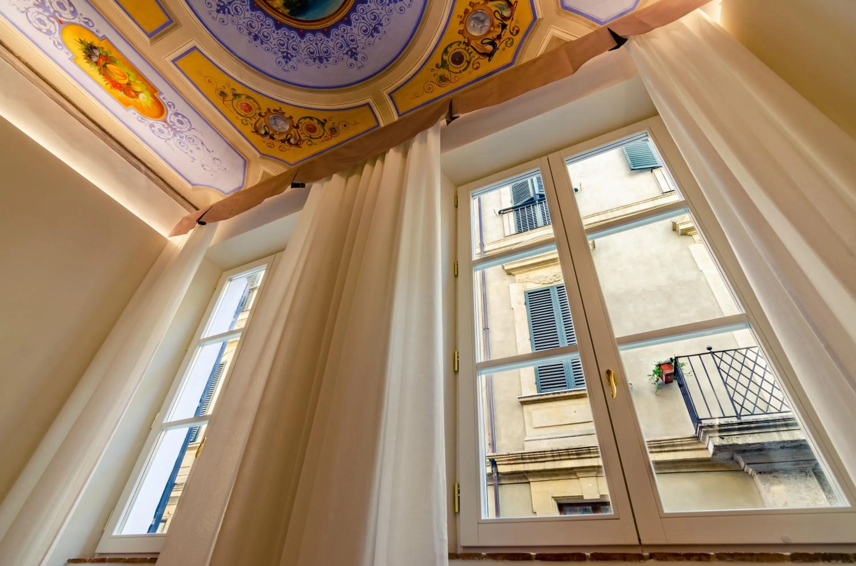 Decorative detail in Il giardino di Pantaneto Residenza D'Epoca