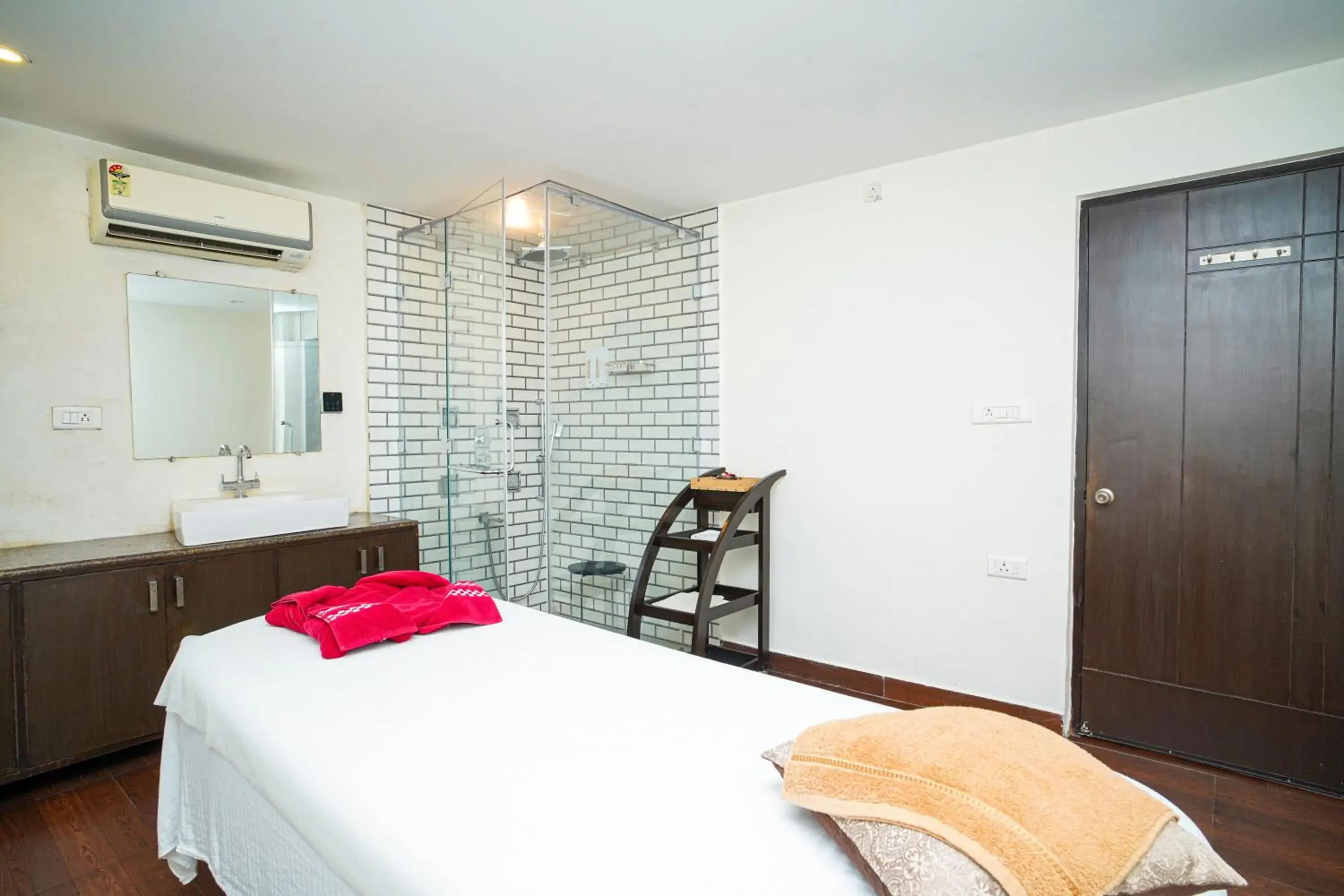 Bed in The Grand Shiva Resort and Spa Bed in The Grand Shiva Resort and Spa
