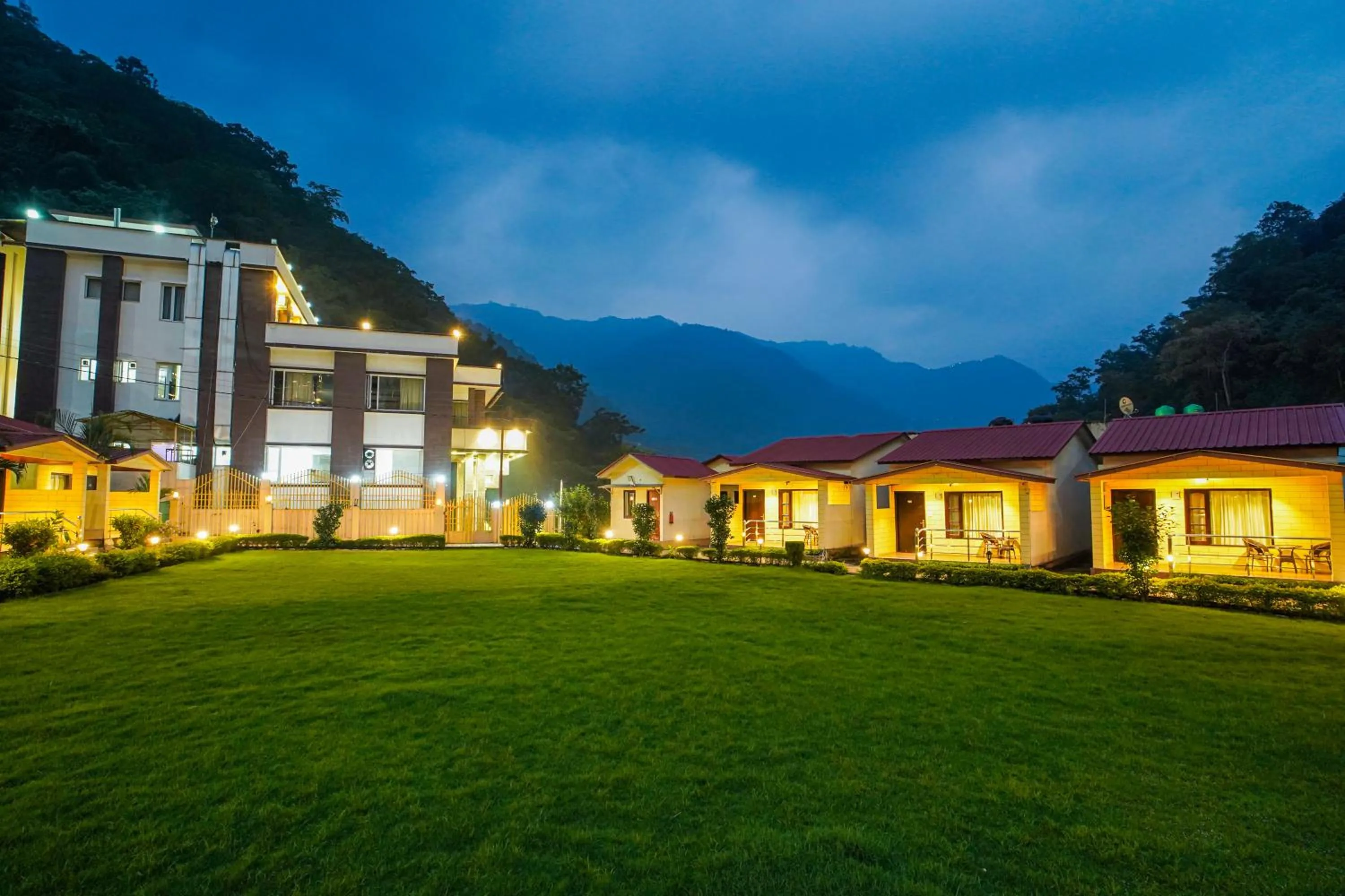 Property building in The Grand Shiva Resort and Spa