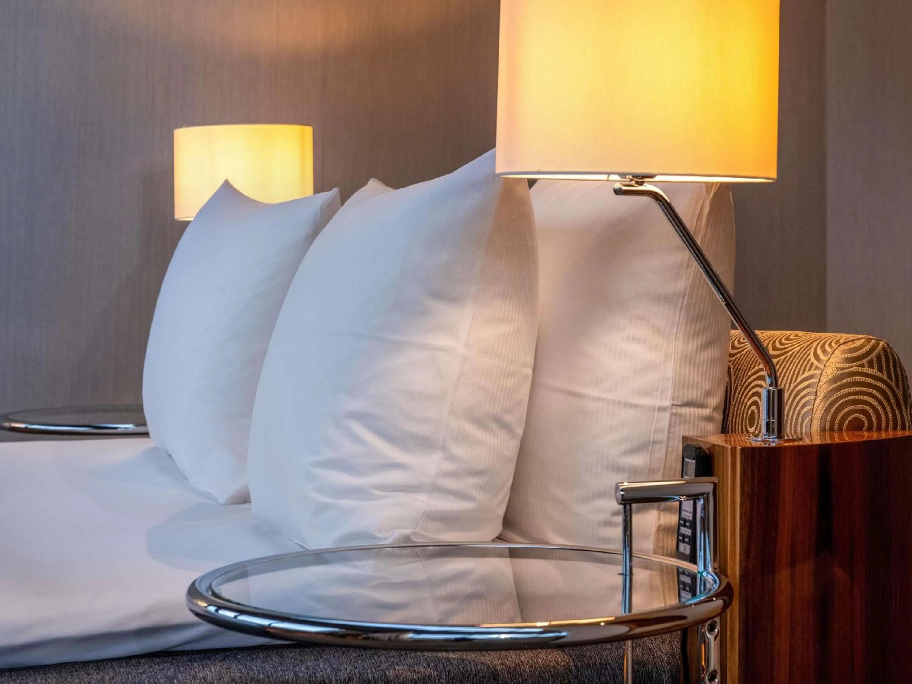 Bedroom, Bed in MÖVENPICK Hotel Hamburg City