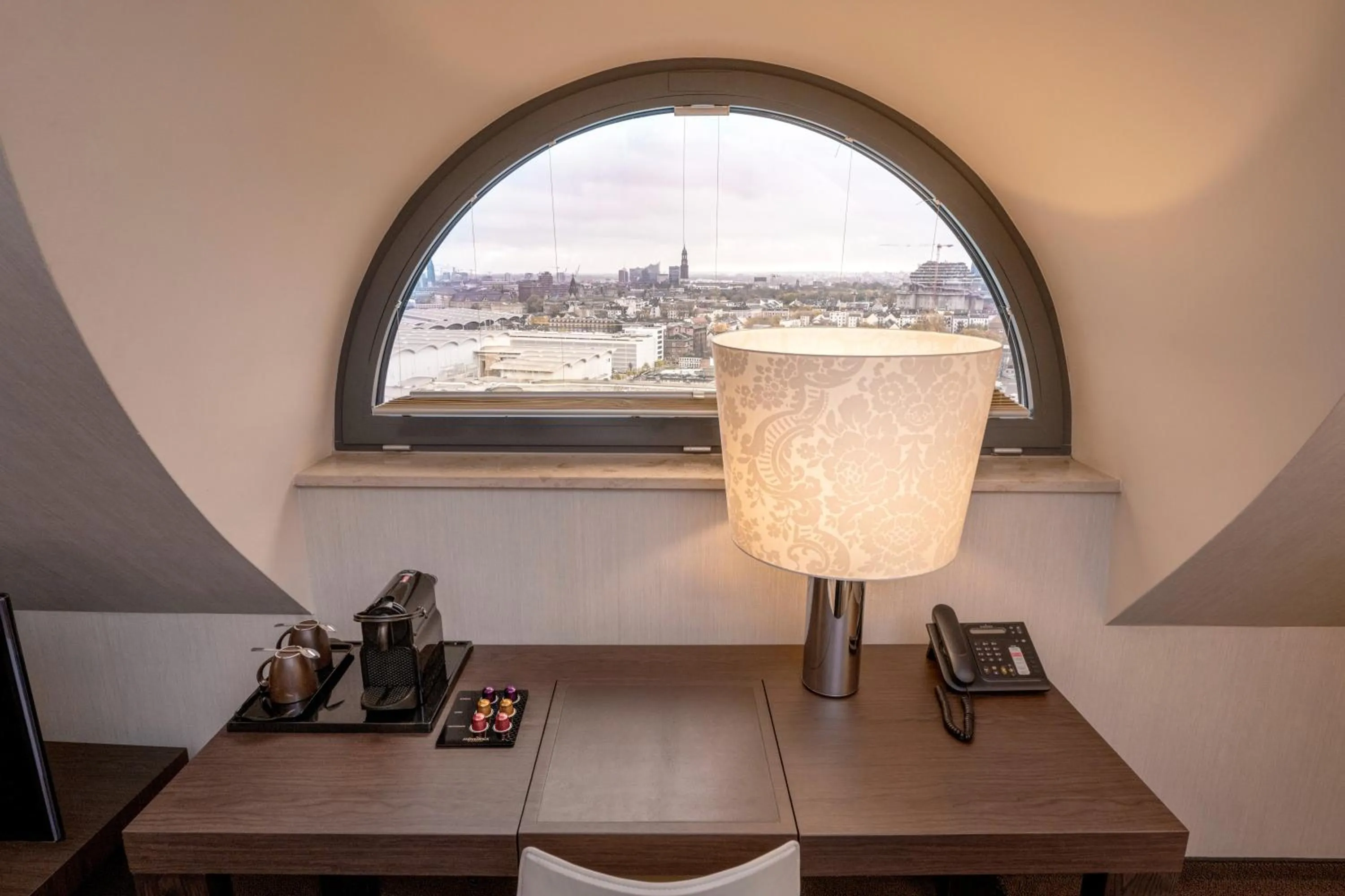 Landmark view in MÖVENPICK Hotel Hamburg City