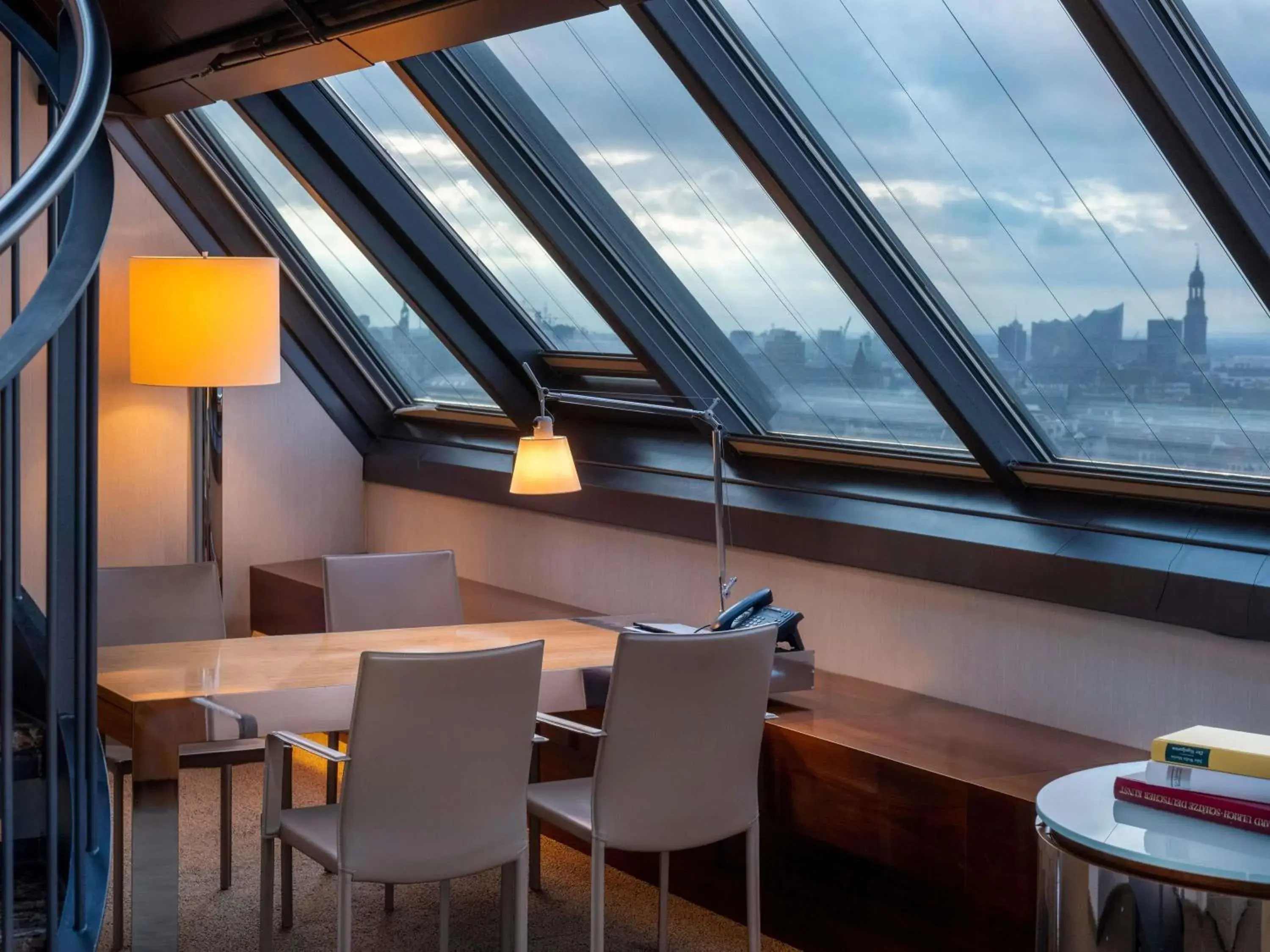 Bedroom in MÖVENPICK Hotel Hamburg City Bedroom in MÖVENPICK Hotel Hamburg City