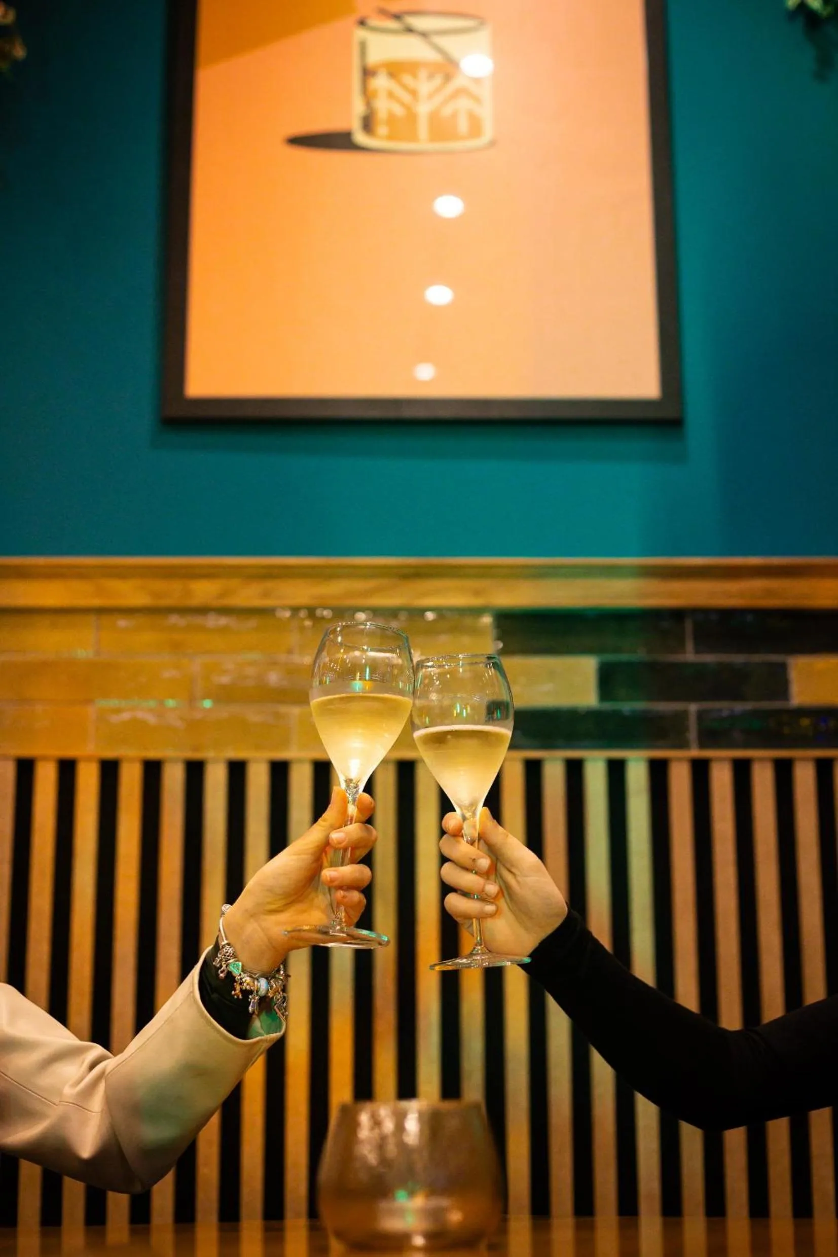 Restaurant/places to eat in Room42 - Suites & Apartments