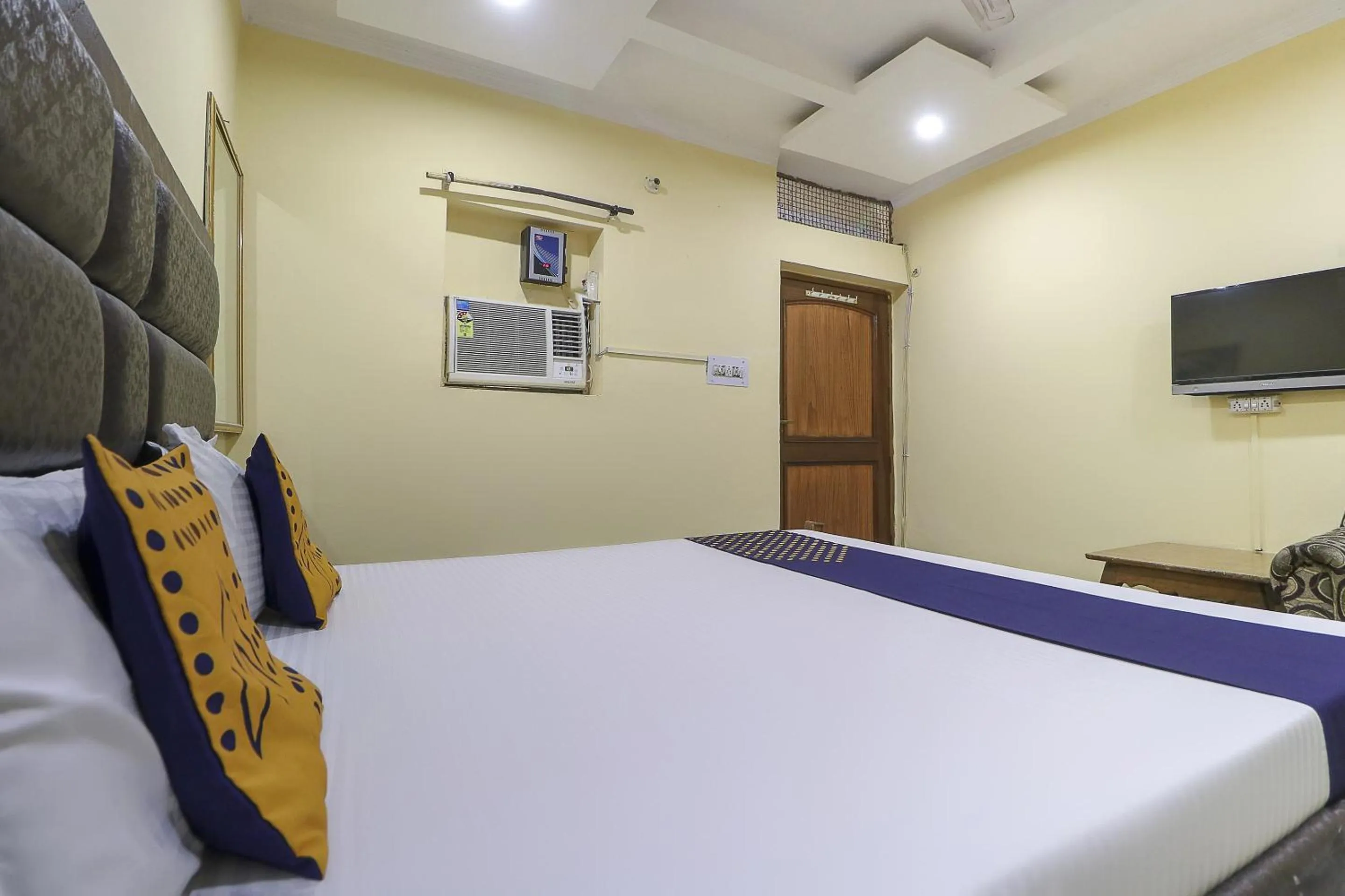 Bedroom, Bed in Hotel Star Inn