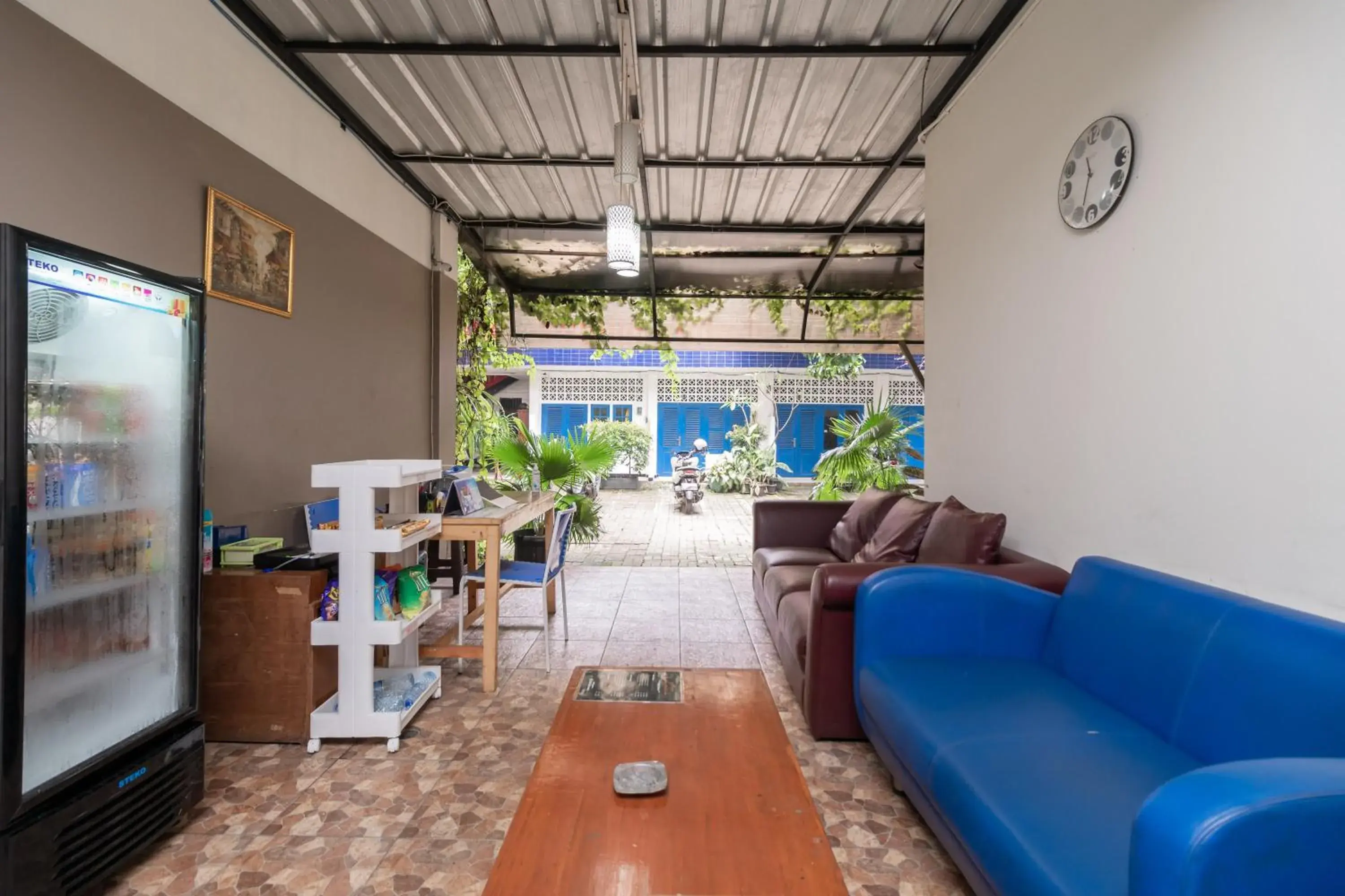 Urbanview Hotel Minongga Pondok Labu by RedDoorz Urbanview Hotel Minongga Pondok Labu by RedDoorz